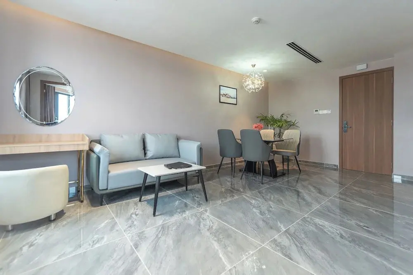 Bamboo Riverside Boutique Hotel