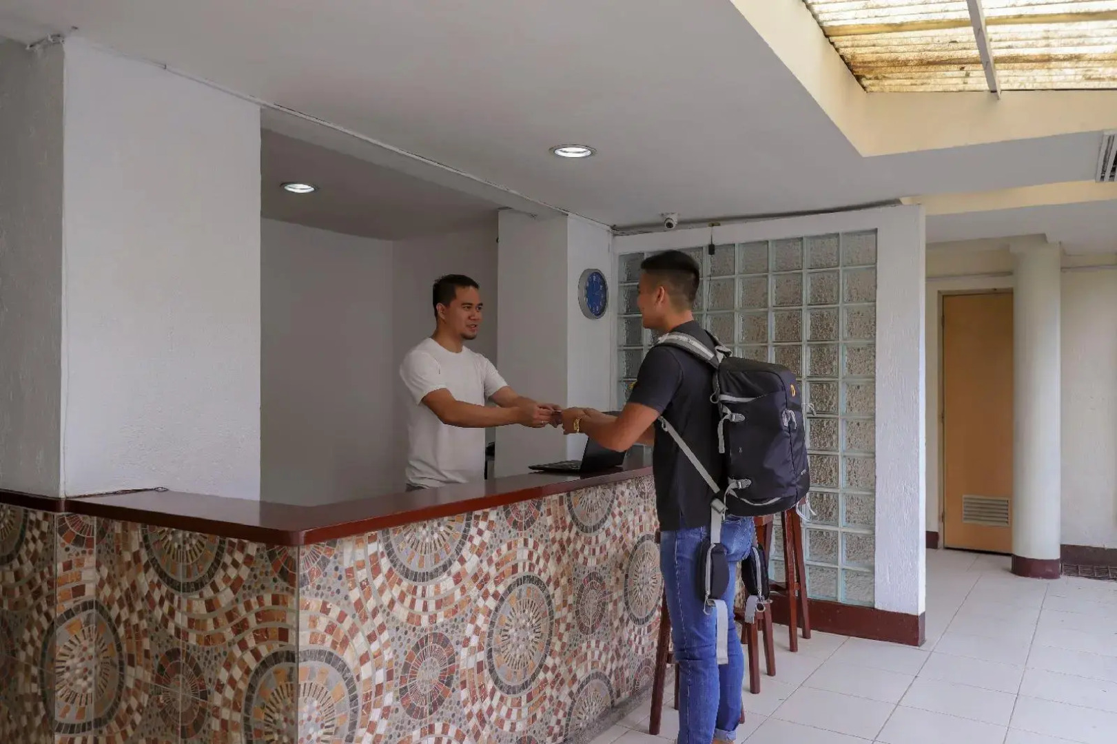 ZEN Rooms Basic 10th Ave Cubao