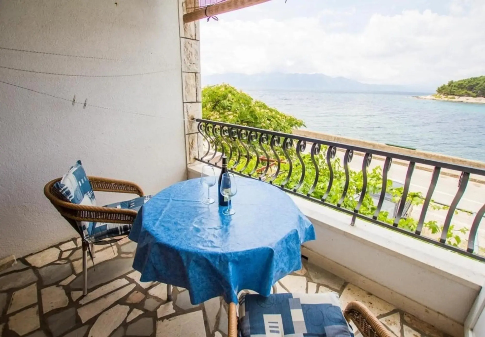 Juri - 10 m From sea - SA4