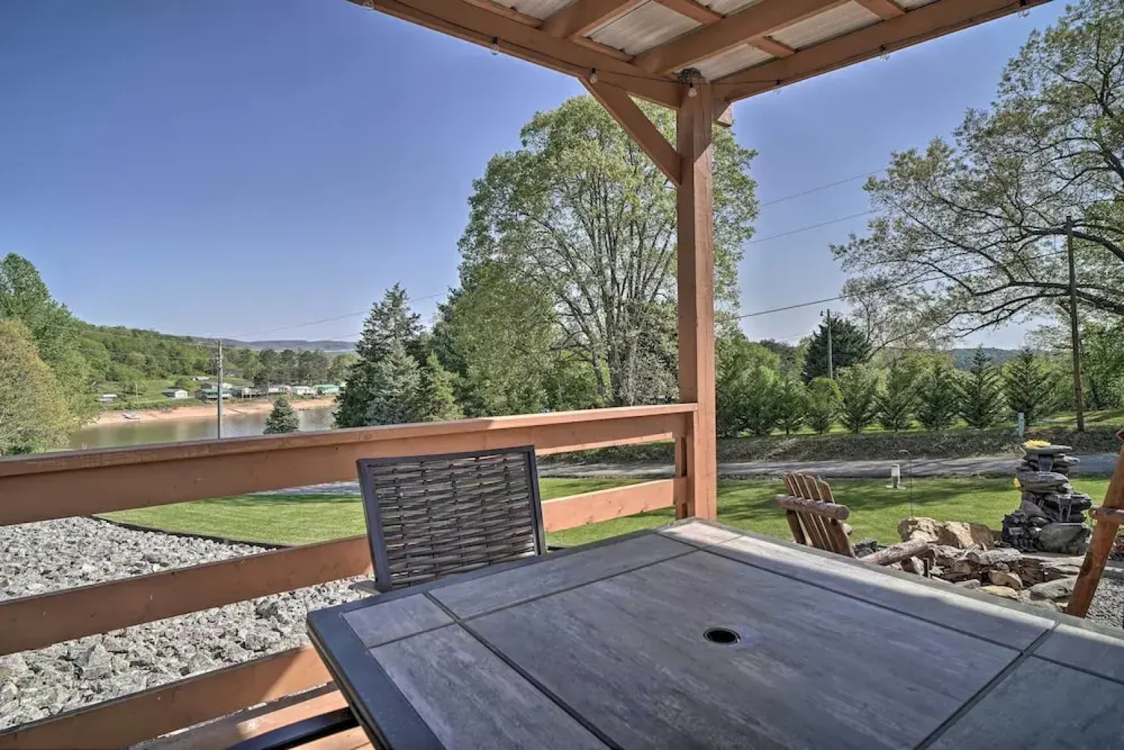 Rivers View - Cherokee Lake Cabin w/ Fire Pit!