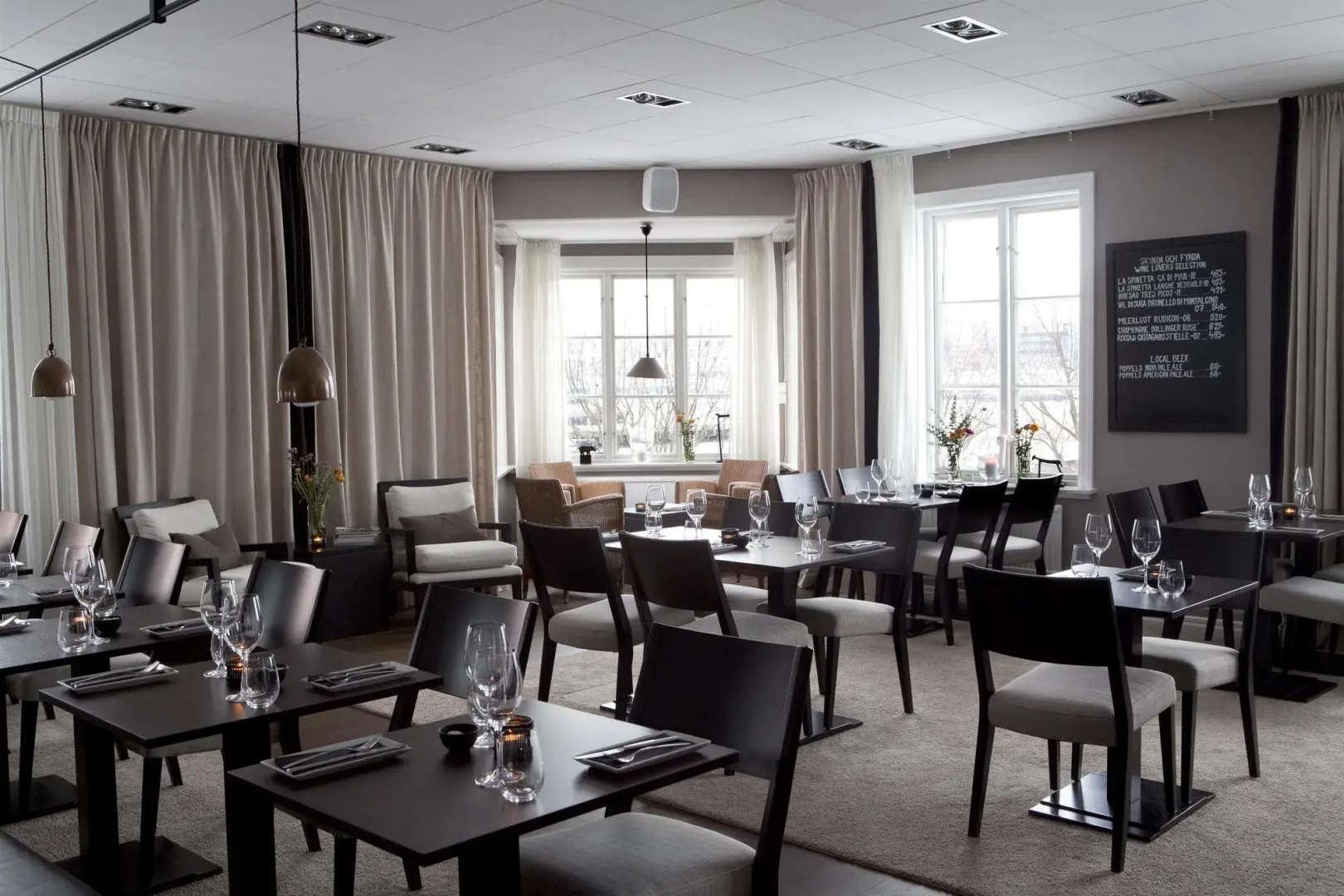 Dialog Hotel Villan