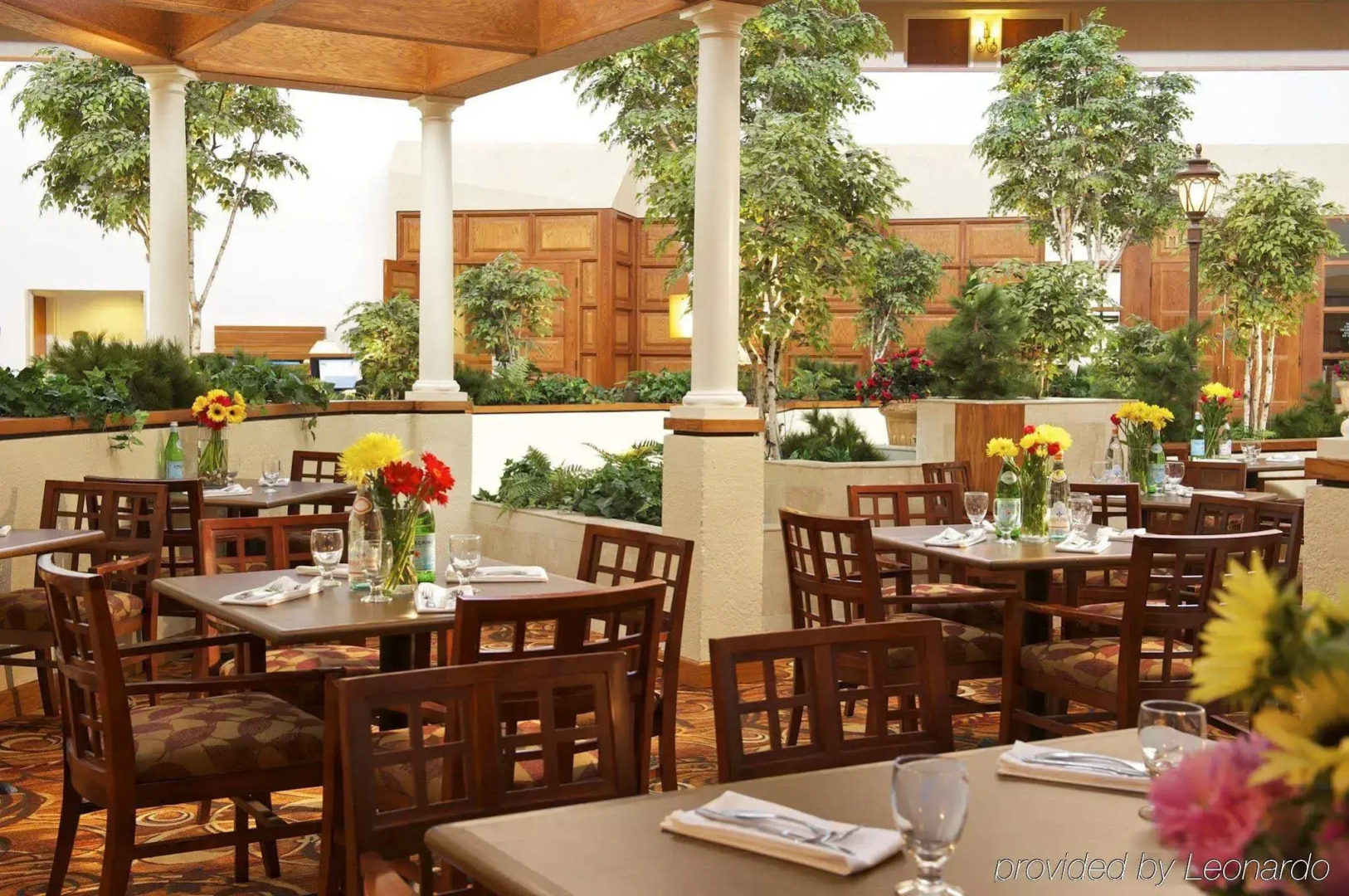 Sheraton Minneapolis West Hotel