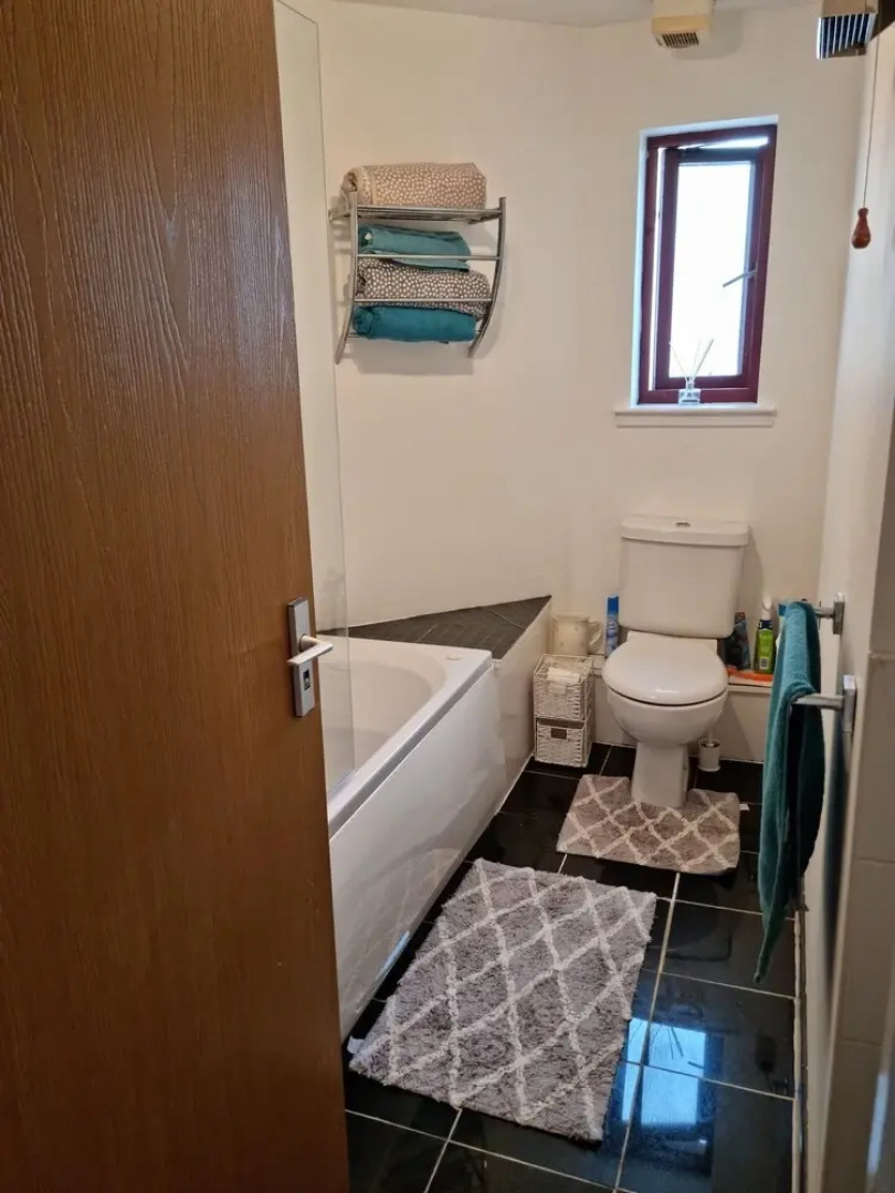 Superb 2 Bedroom Flat Tillicoultry