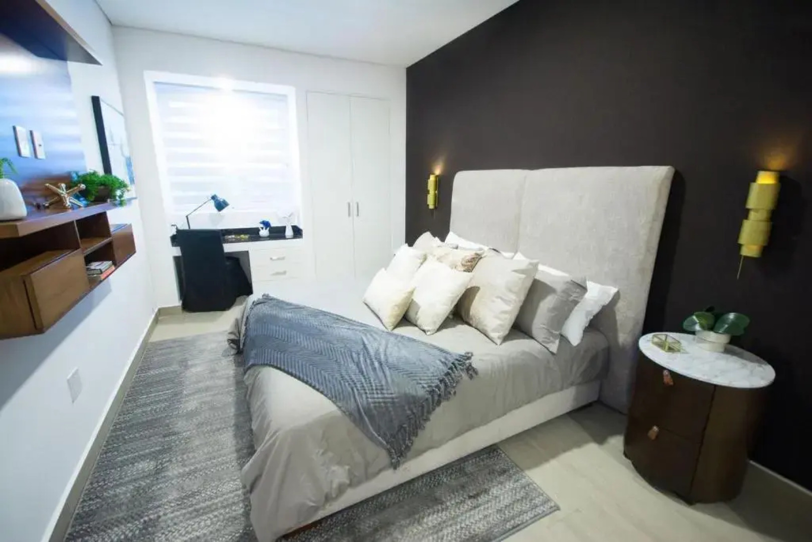 Real View Towers E504 by Casago