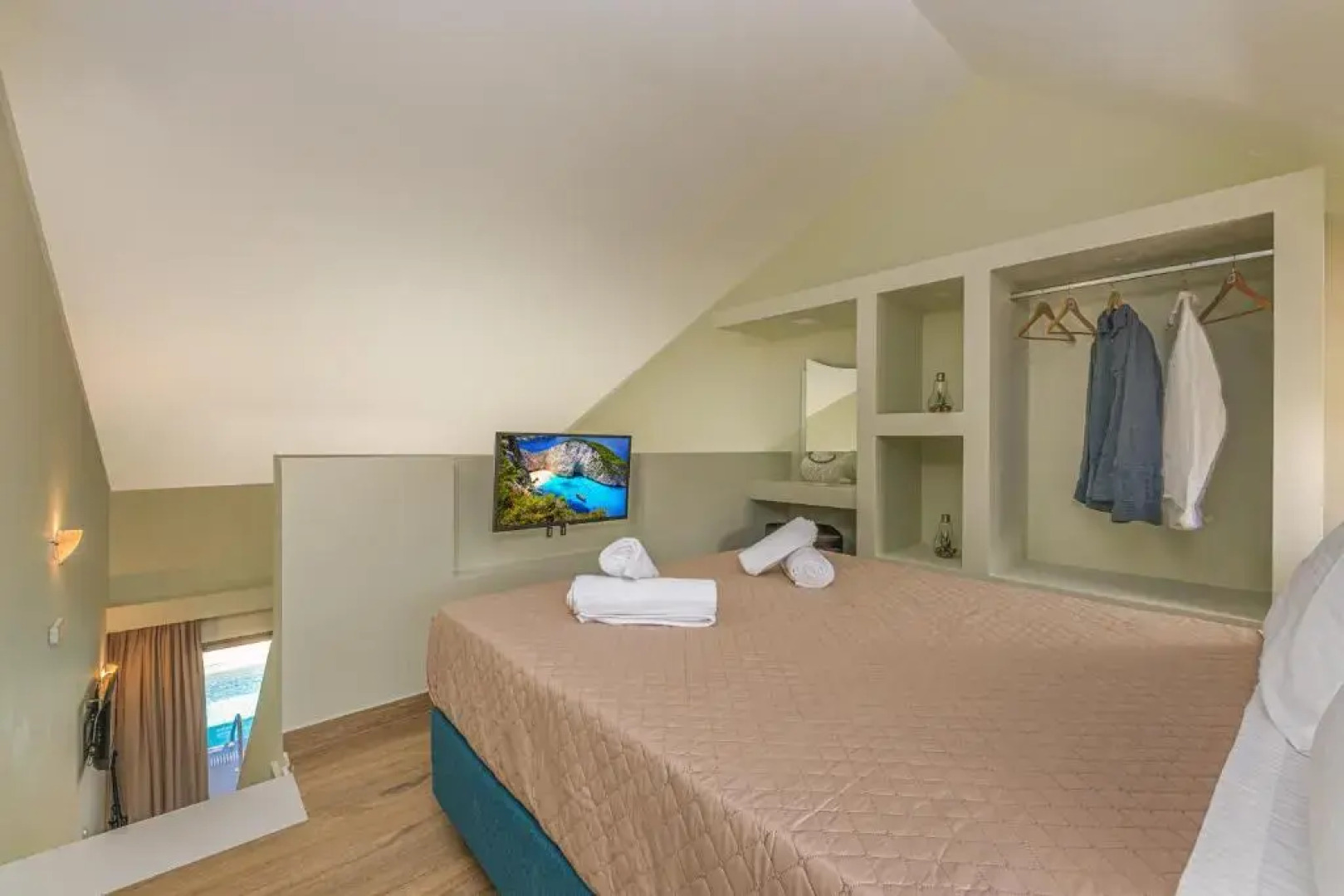 Kozanos Hotel & Suites