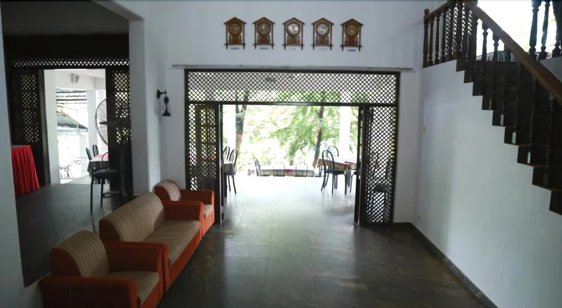 Field View Holiday Resort Hotel