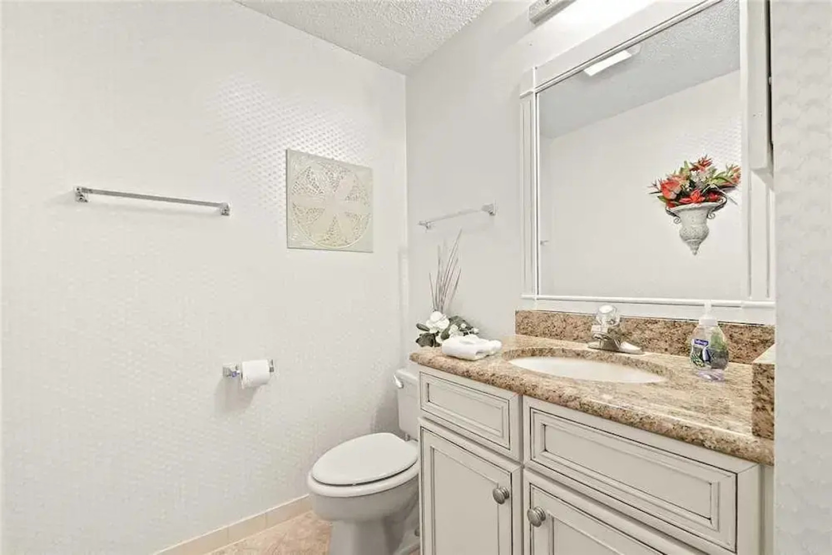 Spinnakers Reach 832 - Three Bedroom Condo