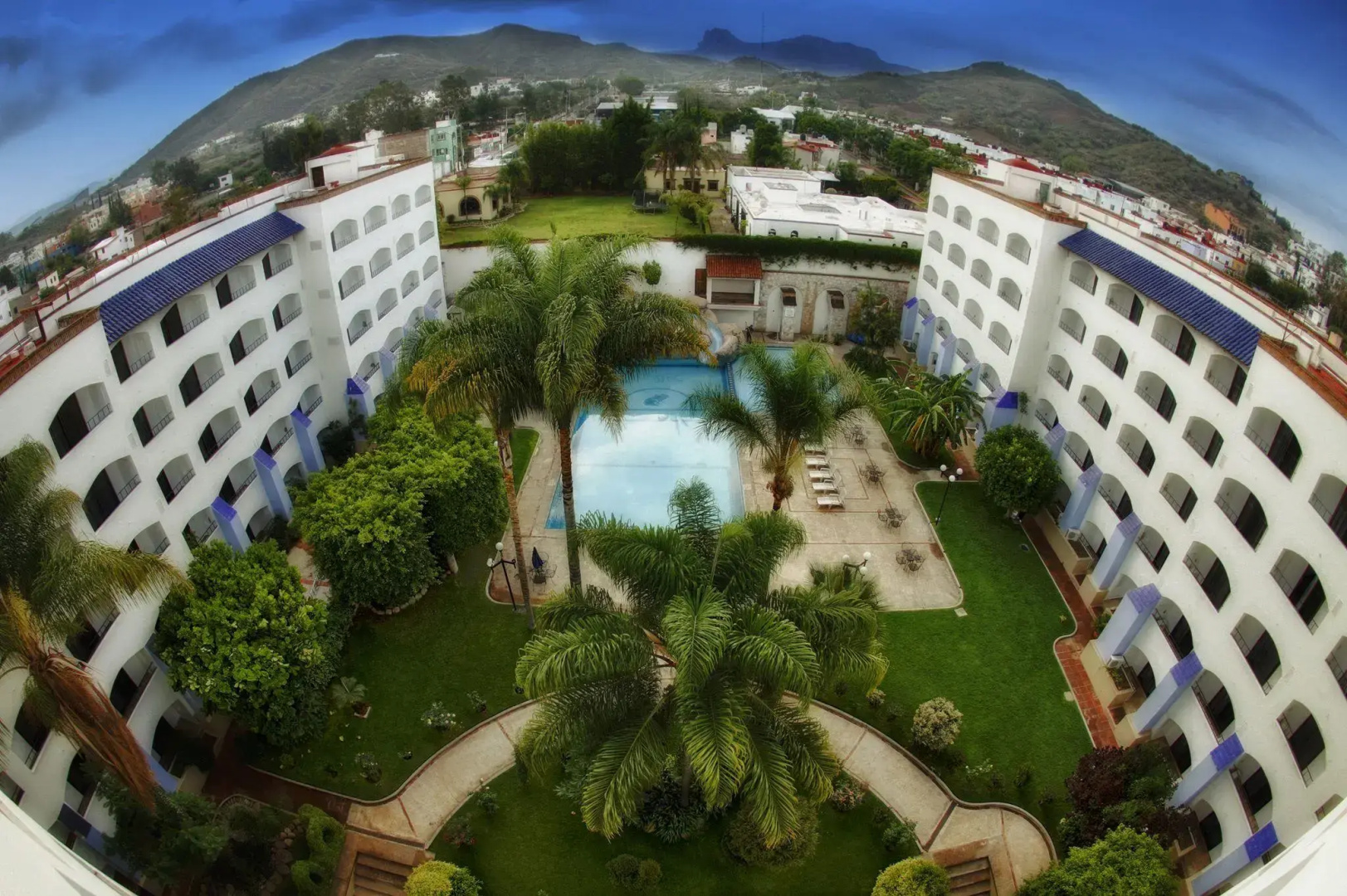 Gran Plaza Hotel & Convention Center