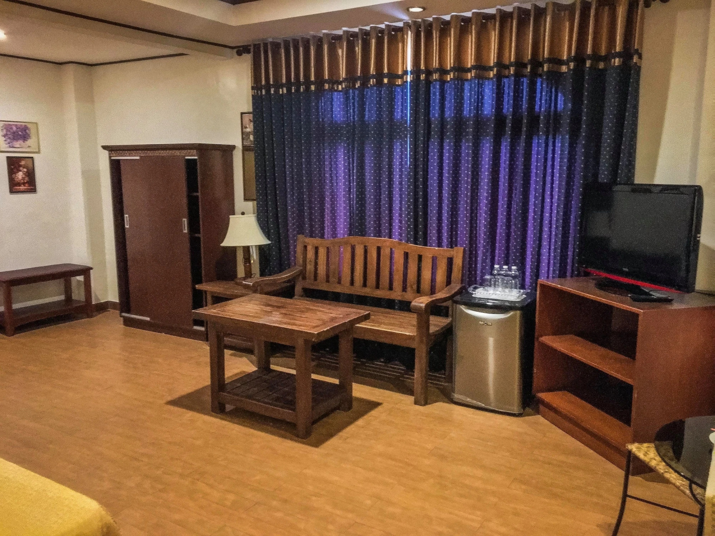 Subic Park Hotel