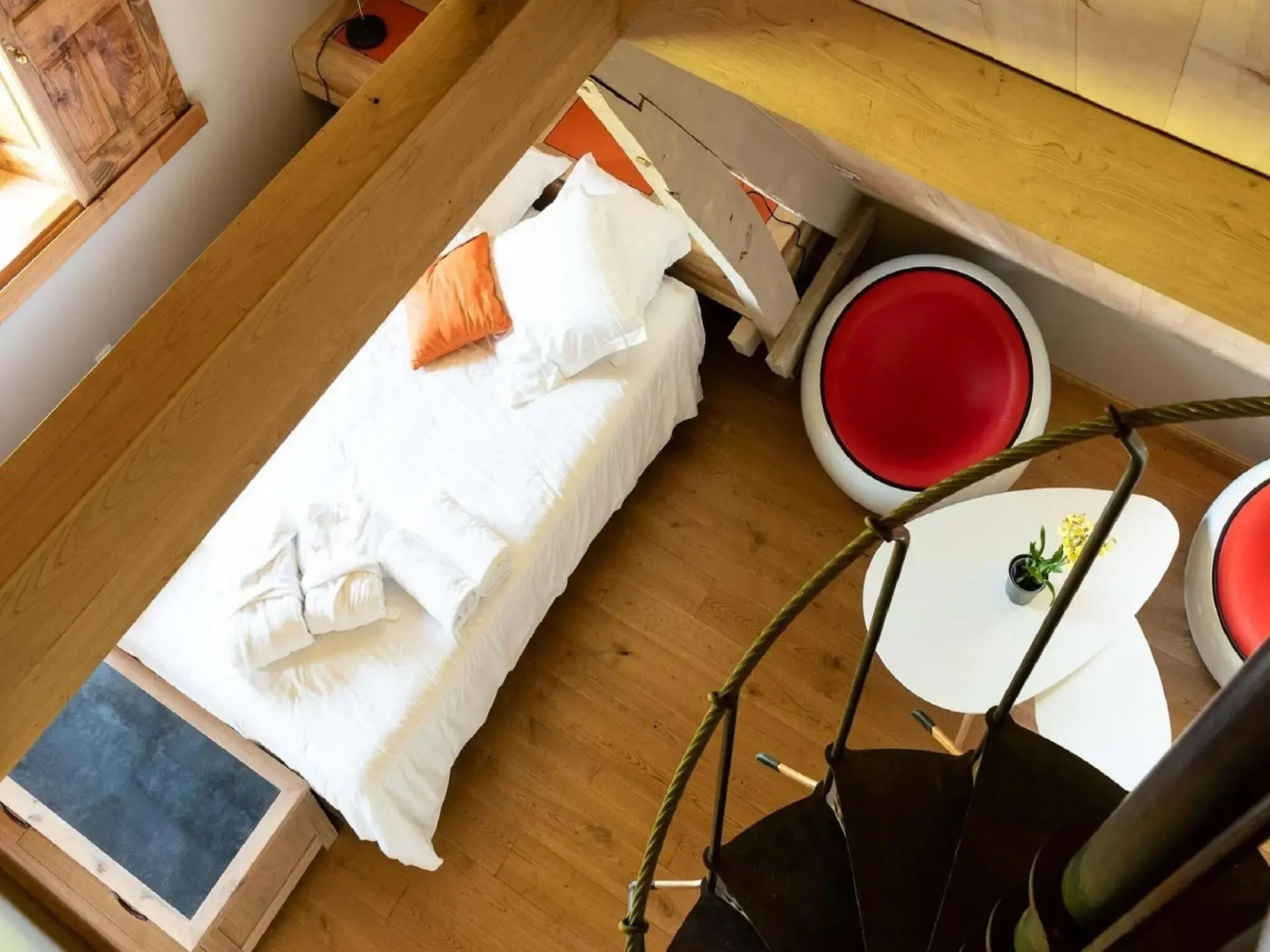 Nice holiday home in Nouvelle-Aquitaine with indoor pool