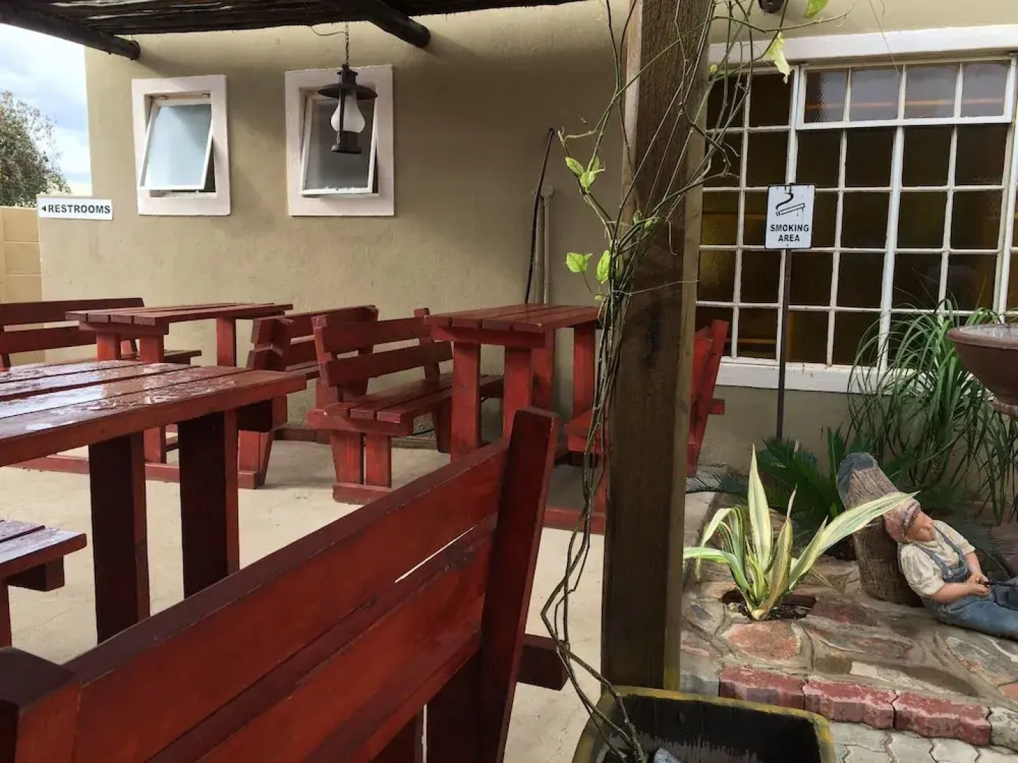 The Curve Guest House