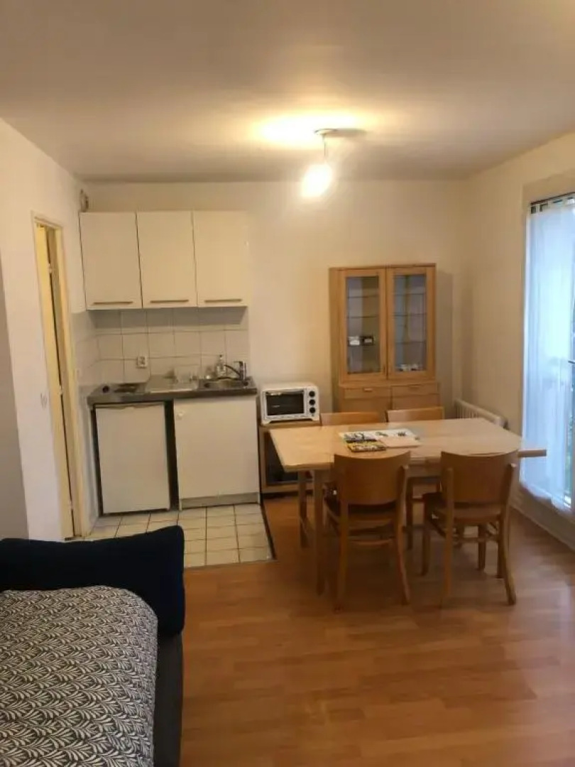 Studio Port Marly wifi et Parking