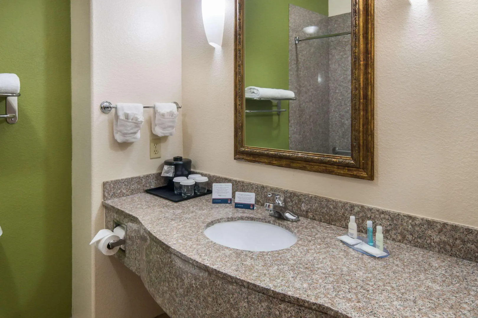 Clarion Inn & Suites Weatherford South