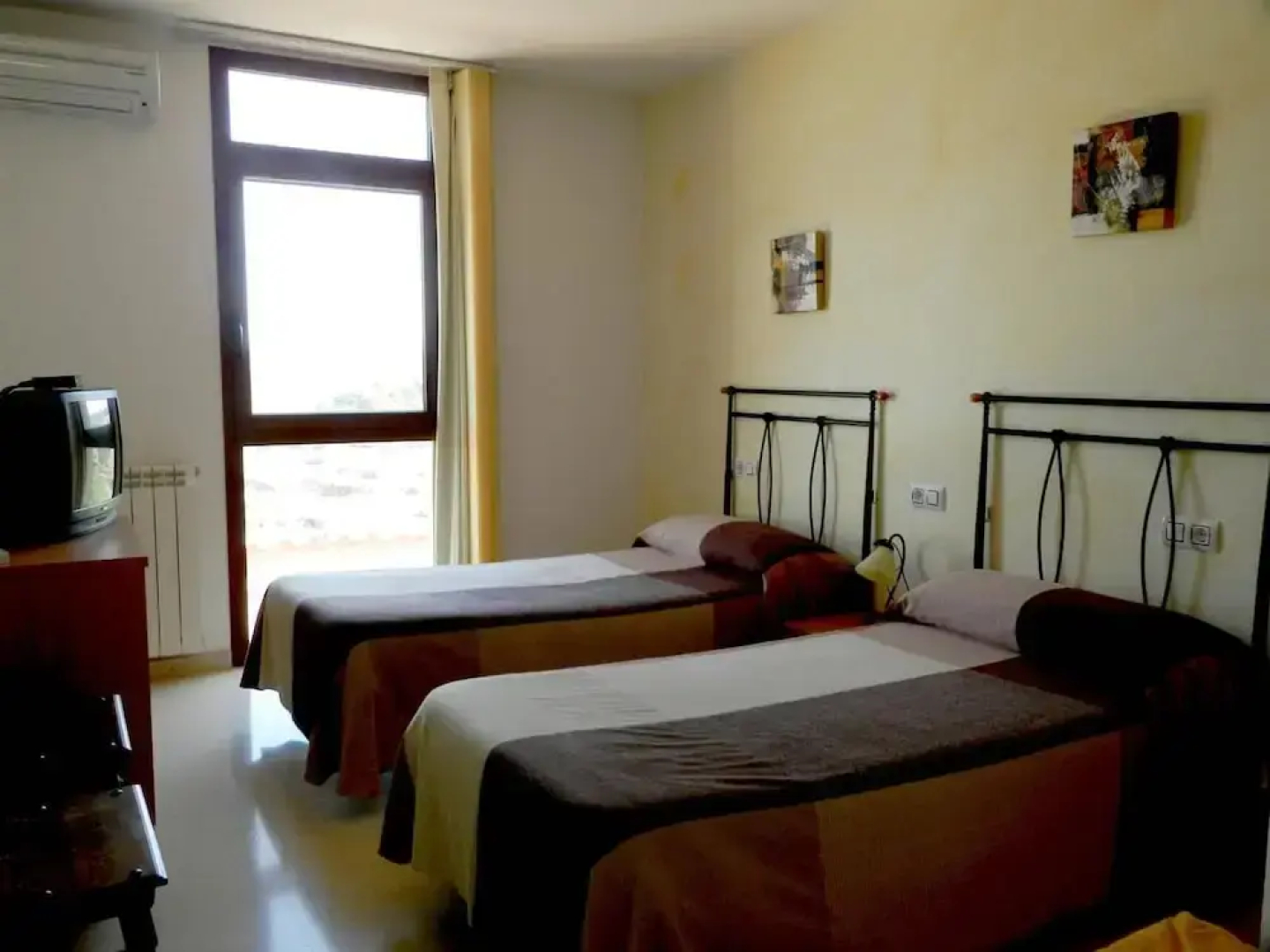 Hostal Restaurant Cal Feliuet