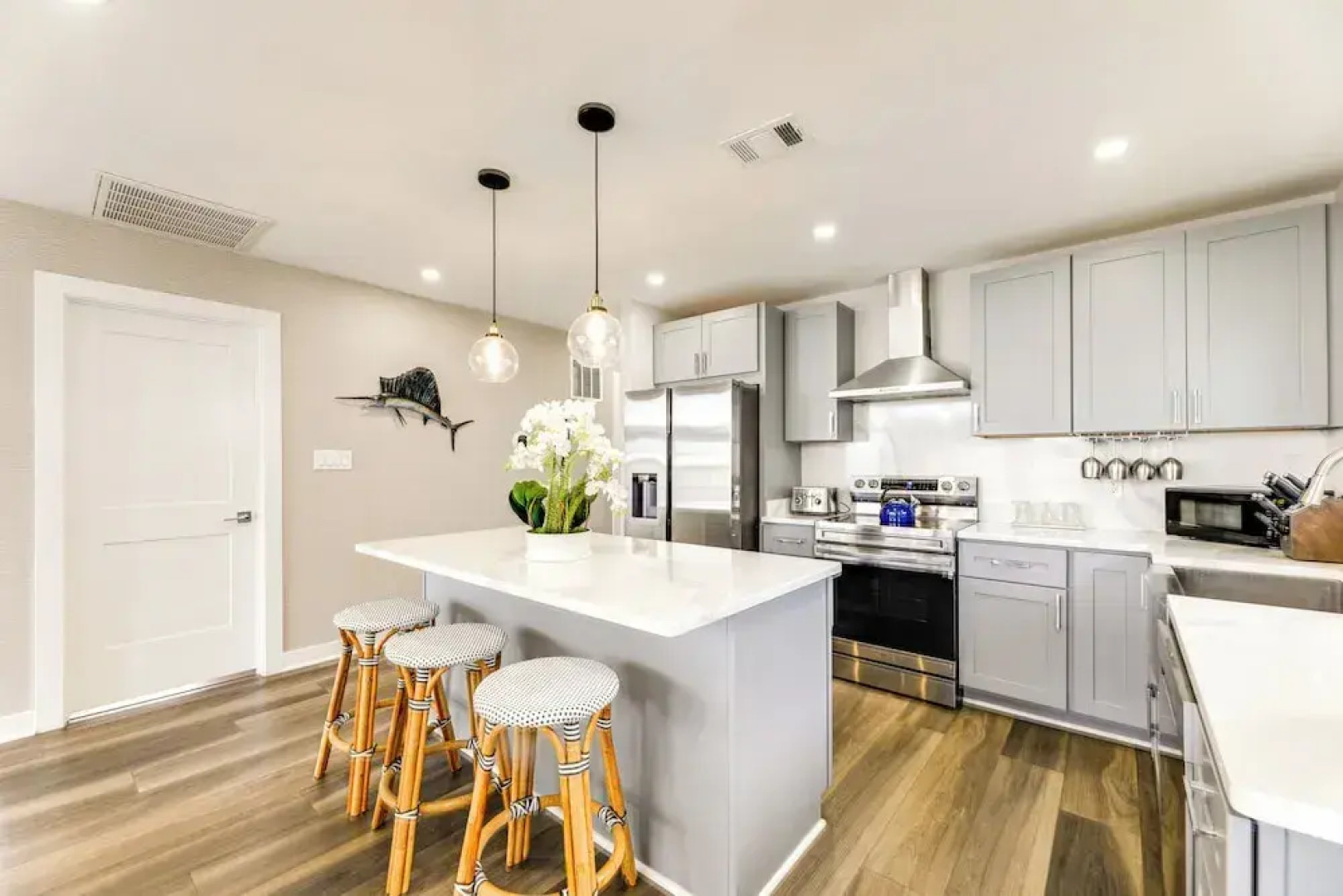 Waterfront Home w/ Views, Hot Tub in Ocean Pines!