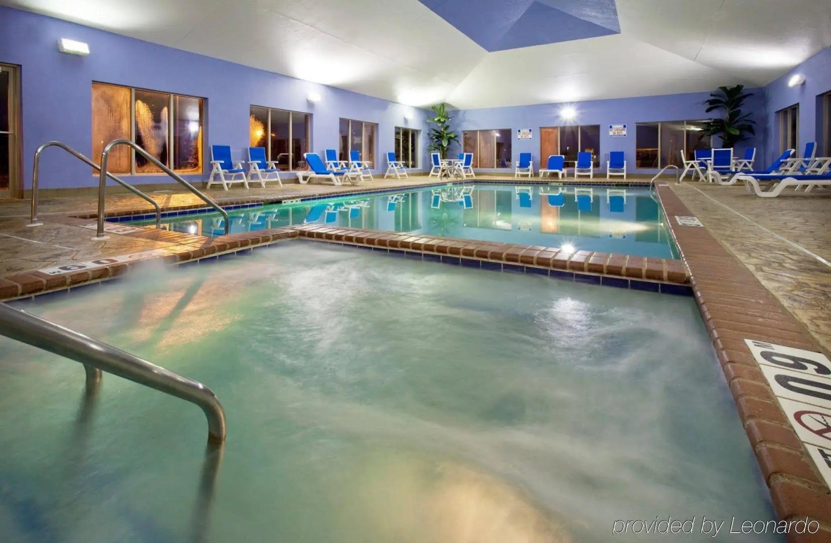 Holiday Inn Express Hotel & Suites Pleasant Prairie-Kenosha by IHG