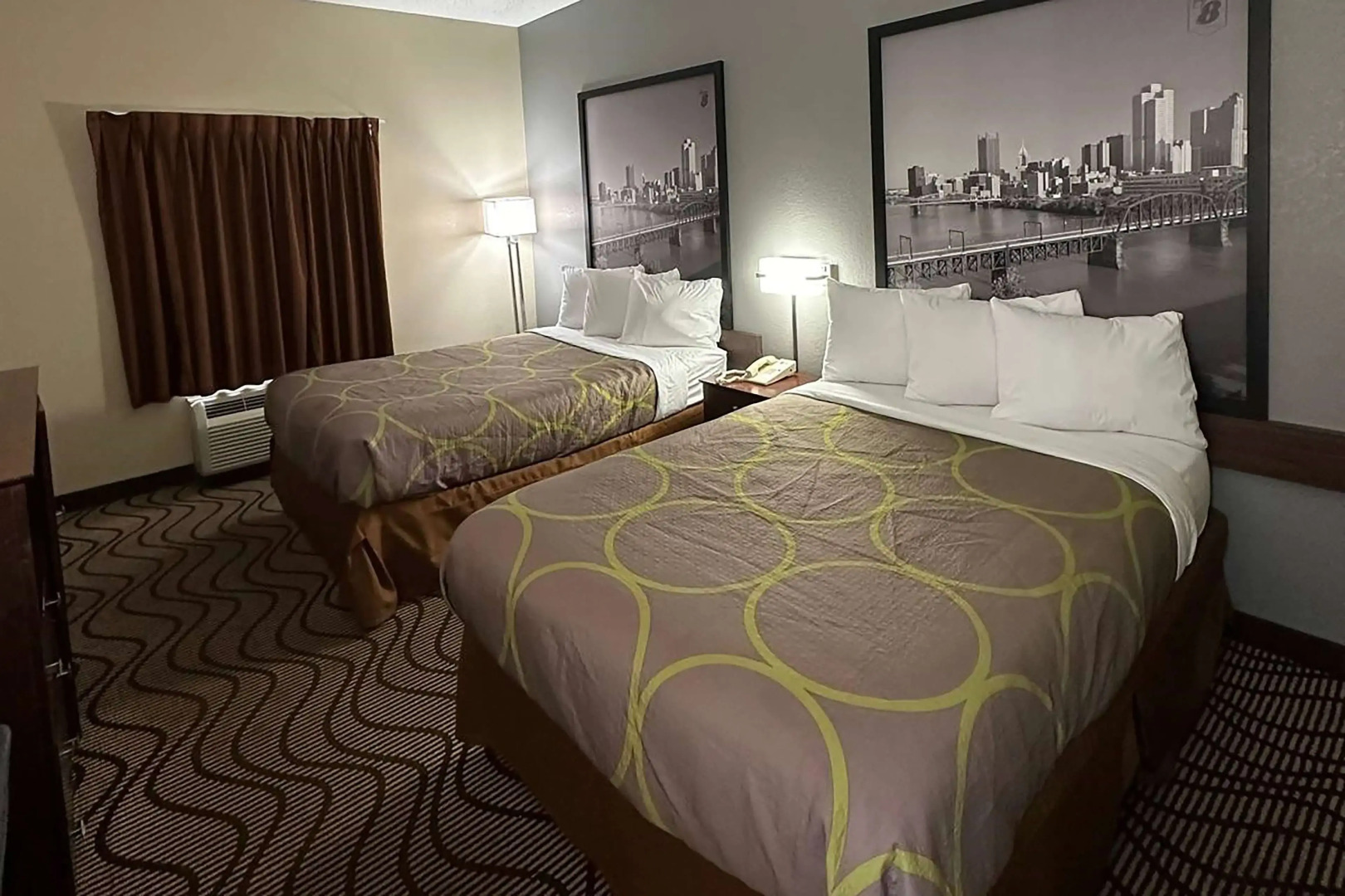 Super 8 by Wyndham Mars/Cranberry/Pittsburgh Area