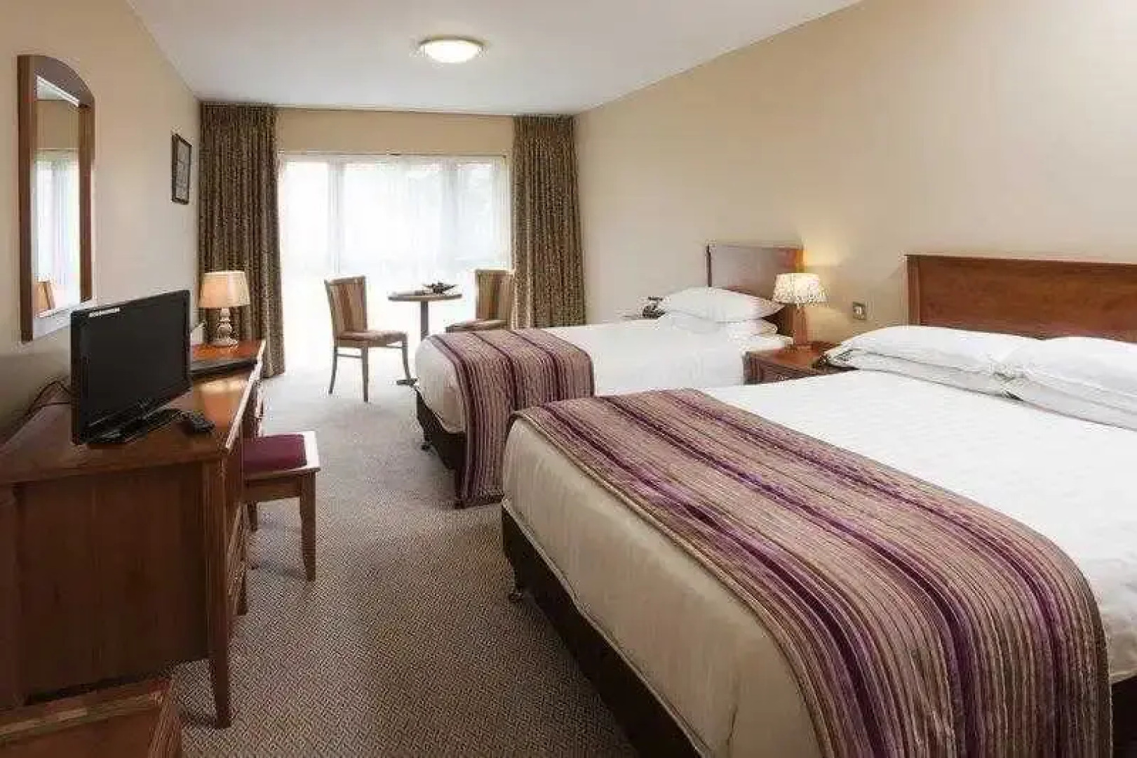 Best Western Plus Westport Woods