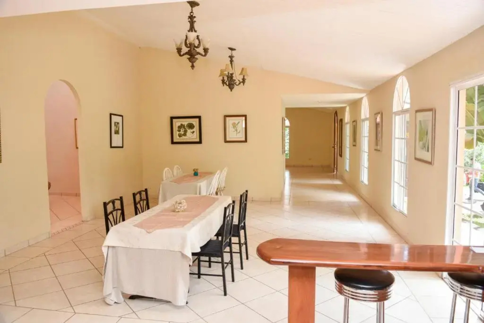 Uyuca Vista Family Villa