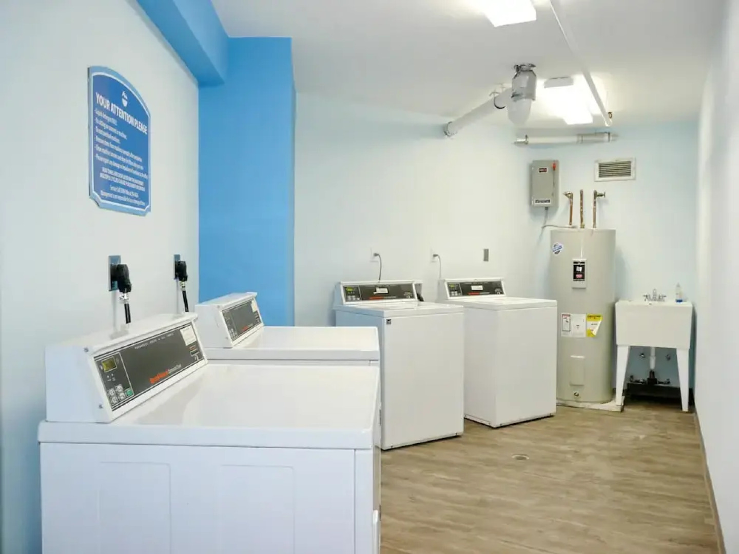 South Seas Tower 4-1711