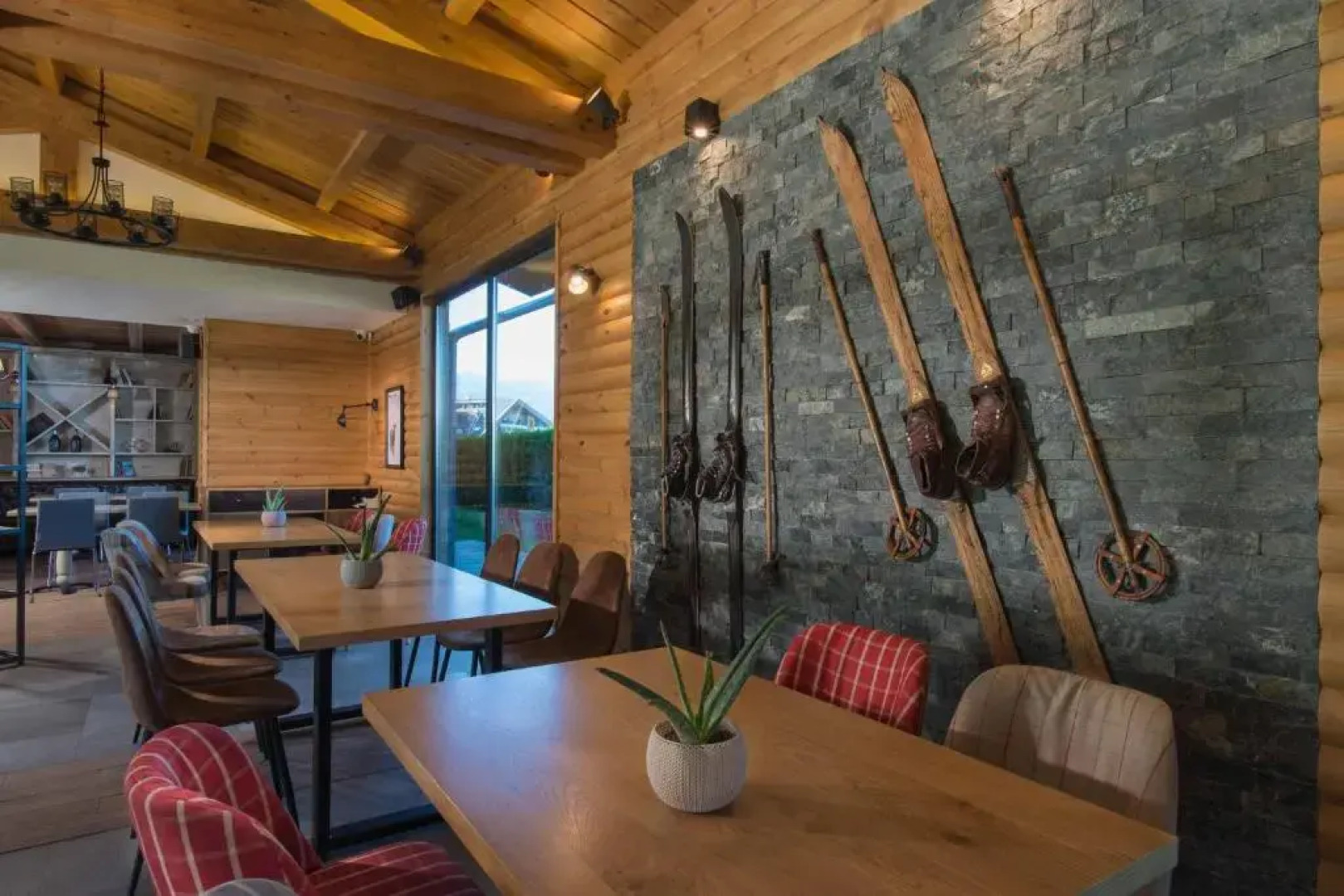 Cornelia Deluxe Residence