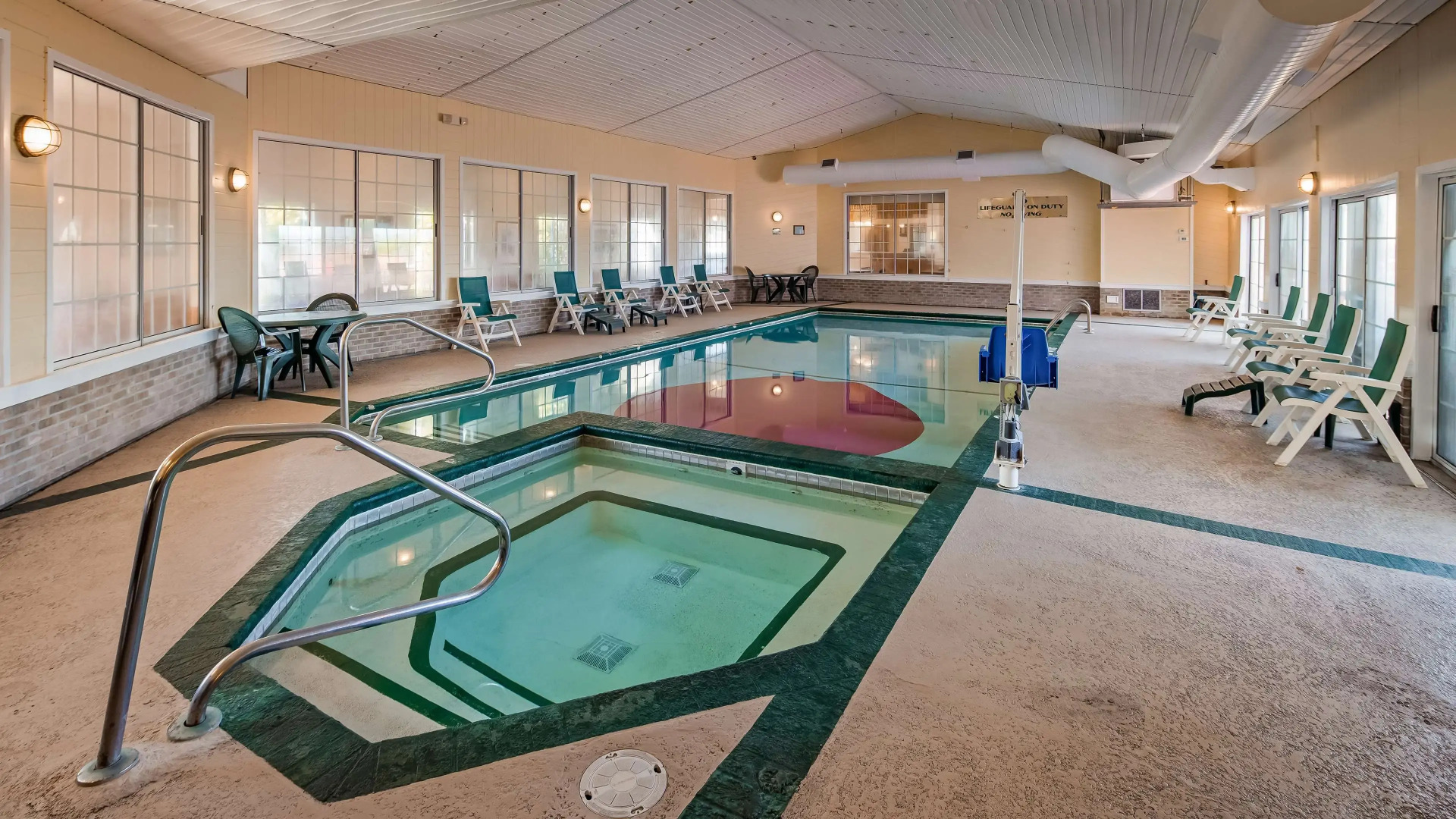 Apple Tree Inn, SureStay Collection by Best Western