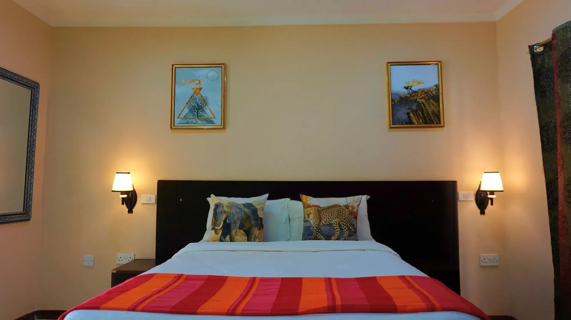 Tasha Lodge and Tours