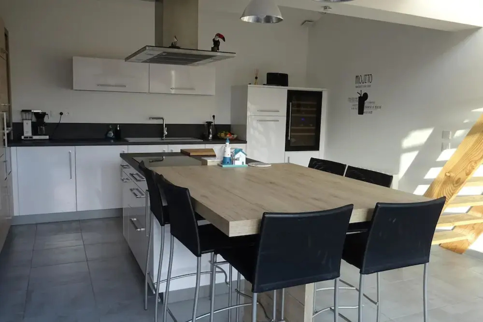 Villa avec vue sur le bassin