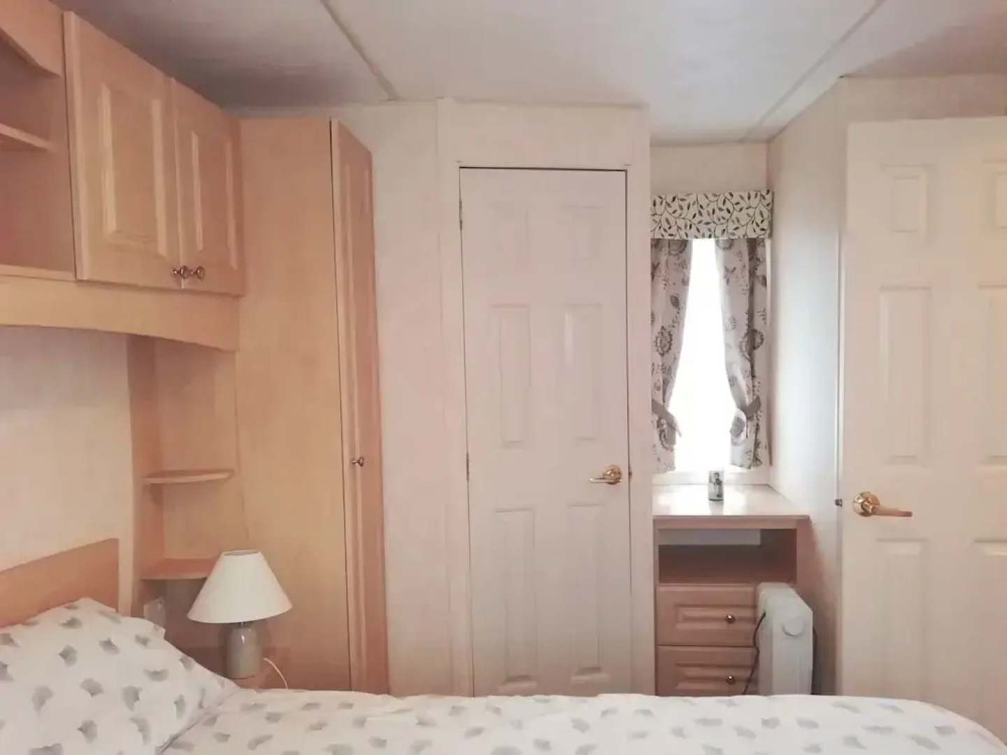 "home2home" Sleeps 6. Beautiful Wales