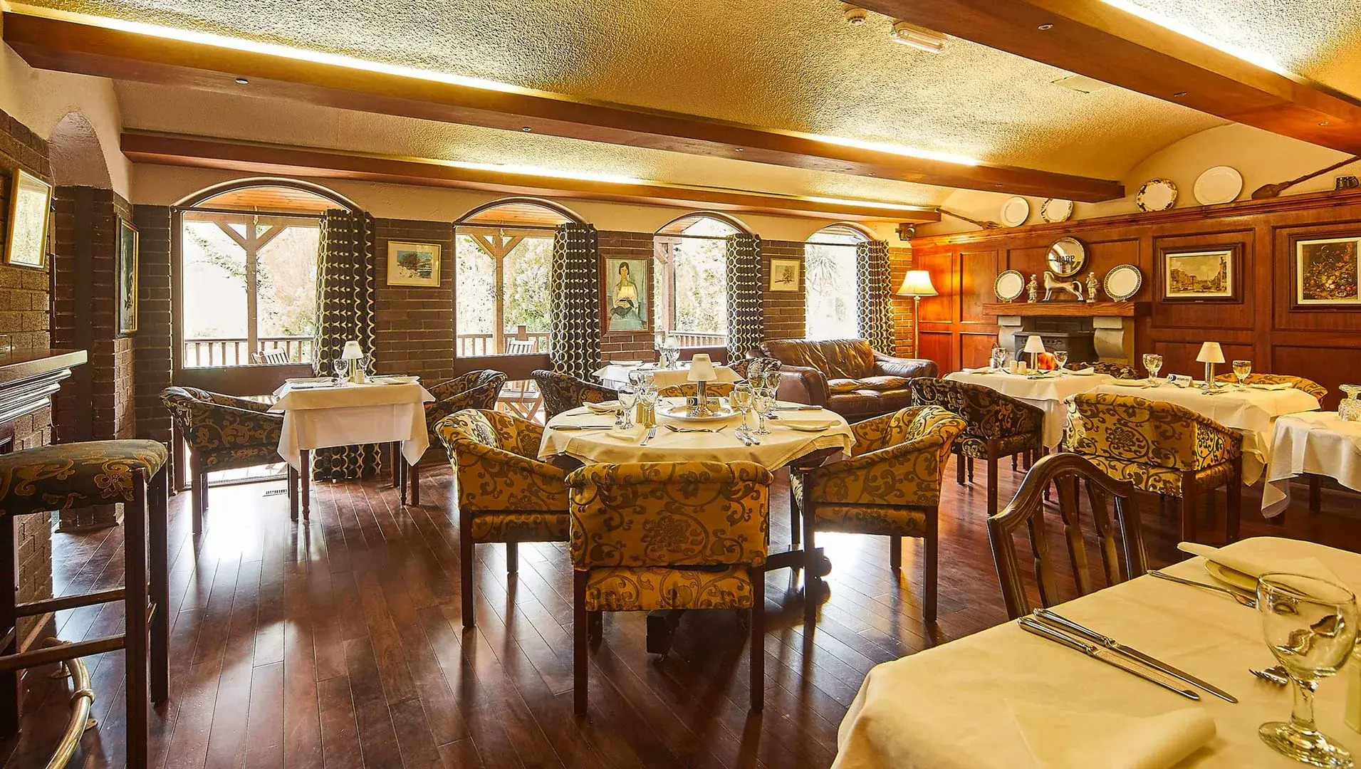 The Cedar Lodge Hotel and Restaurant