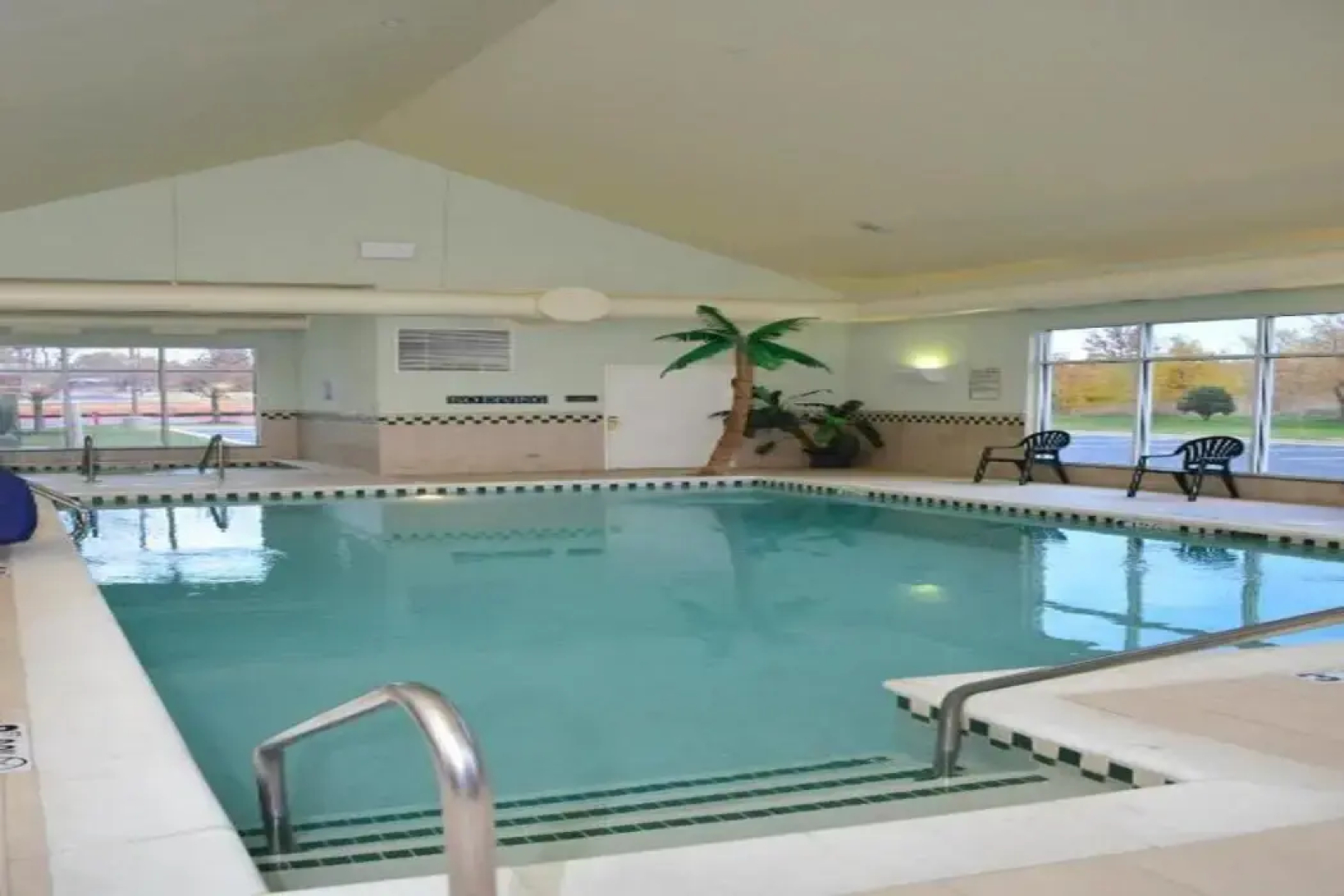 Country Inn & Suites by Radisson, Bentonville South - Rogers, AR