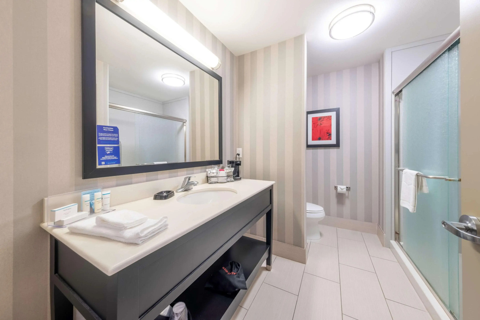 Hampton Inn & Suites DuPont