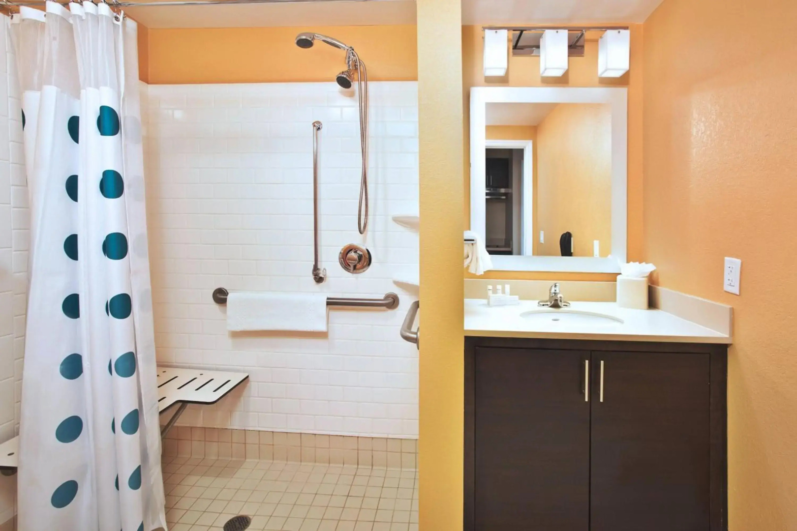 TownePlace Suites by Marriott Republic Airport Long Island