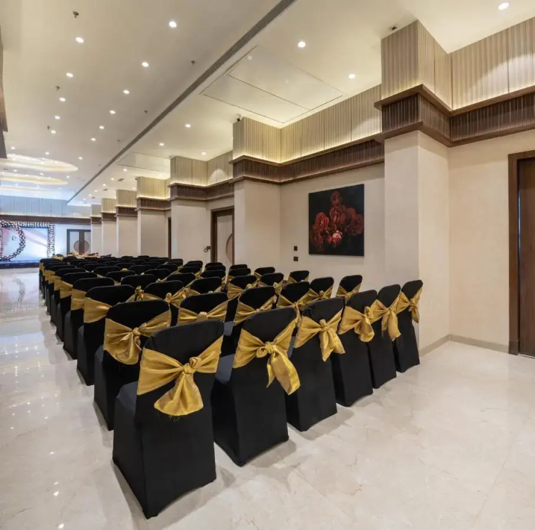 Hotel Regal Grand