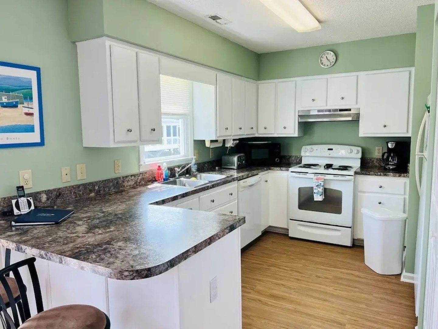 Tradewinds 4 Bedroom Home by RedAwning