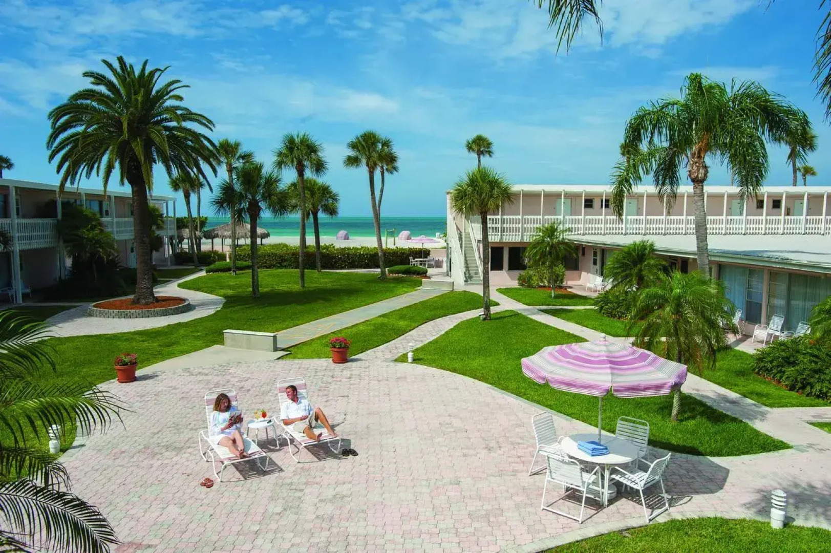 Sandcastle Resort at Lido Beach