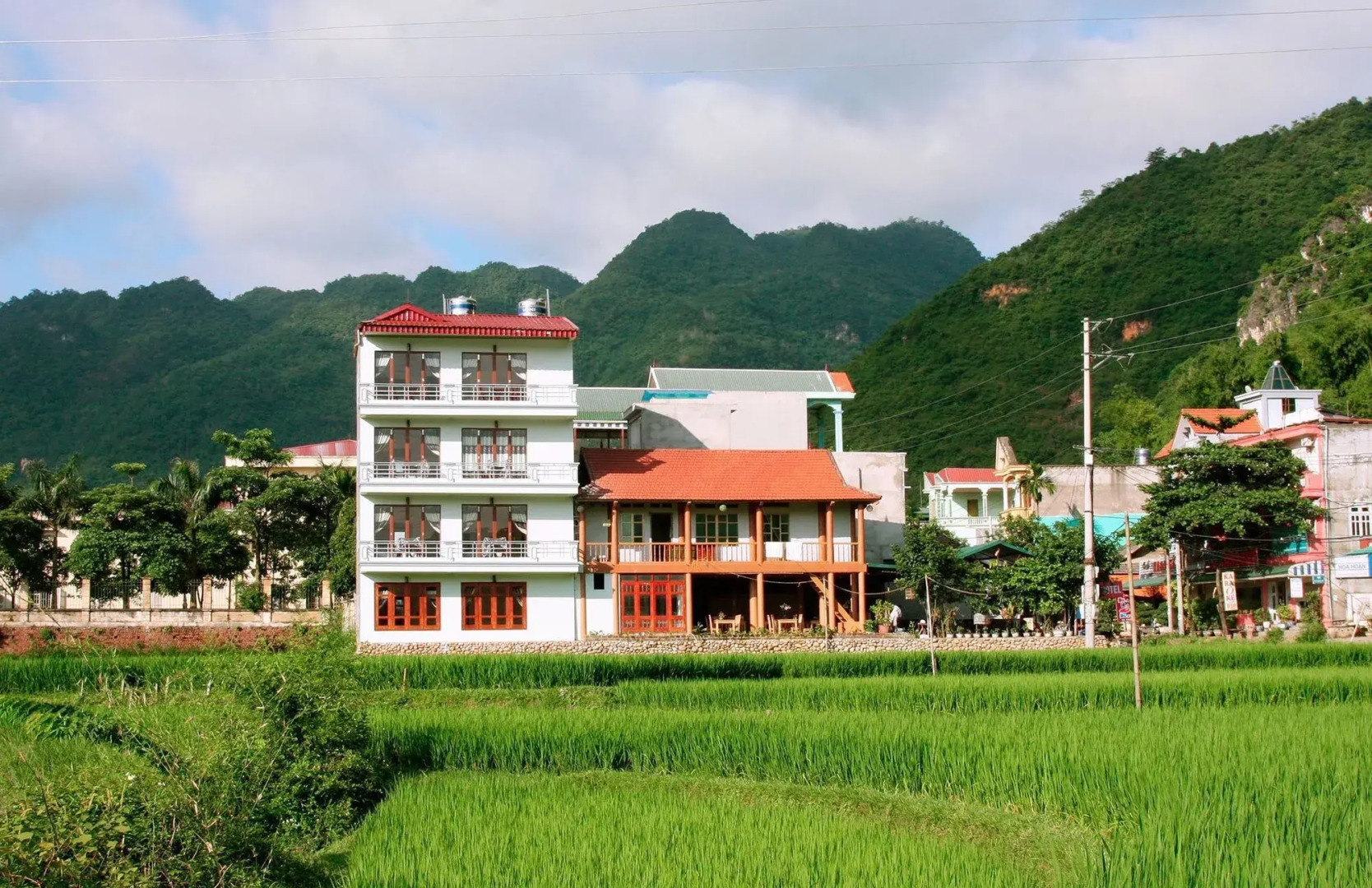 Mai Chau Valley View Hotel