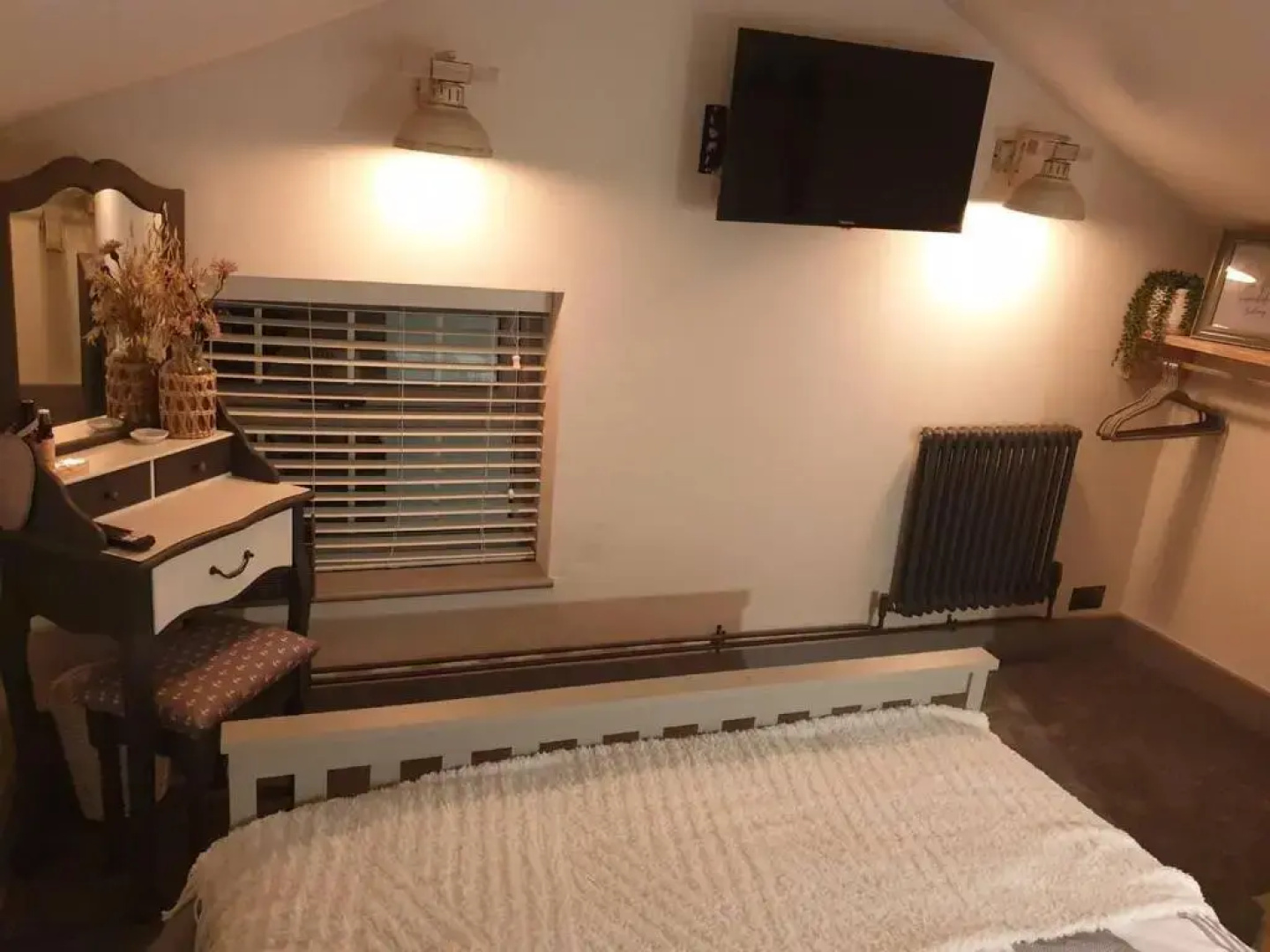 Stunning Quirky 2-bed Cottage in New Brighton