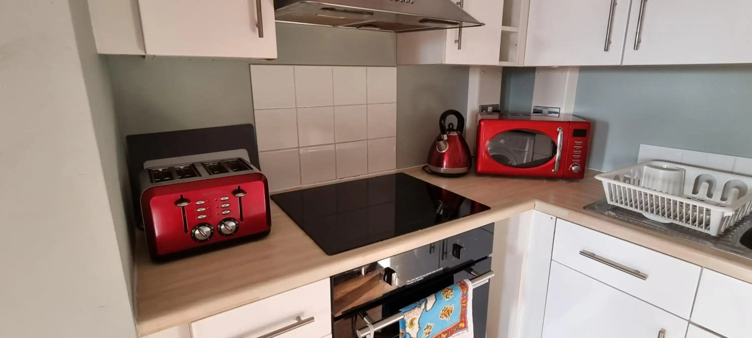 Modern and spacious Swansea centre apartment