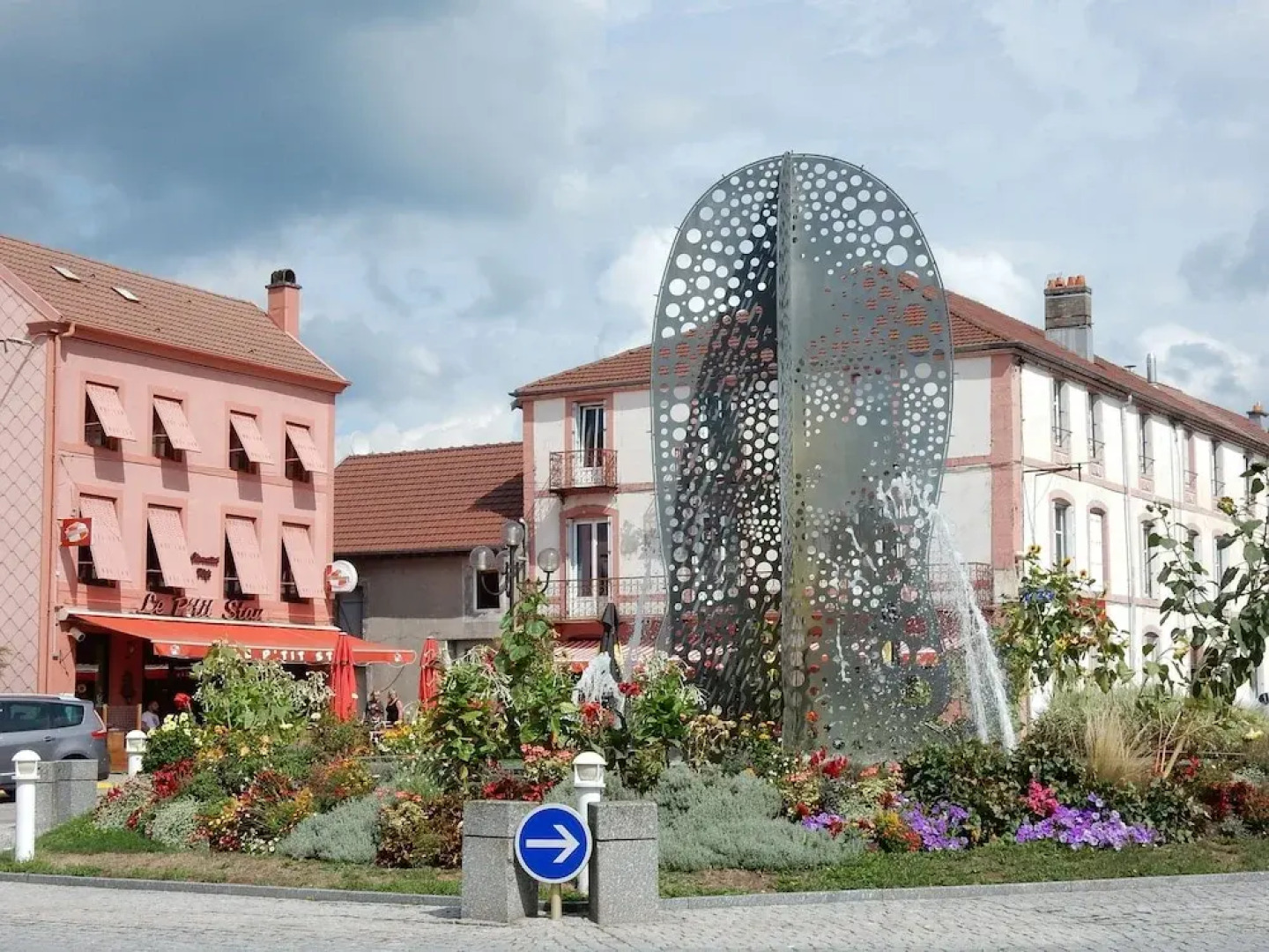 Cozy Chalet in Liézey With View of French Countryside