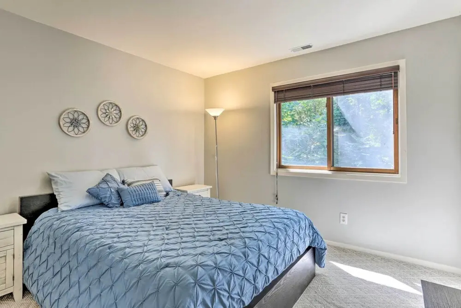 Gorgeous Vernon Township Condo w/ Balcony!