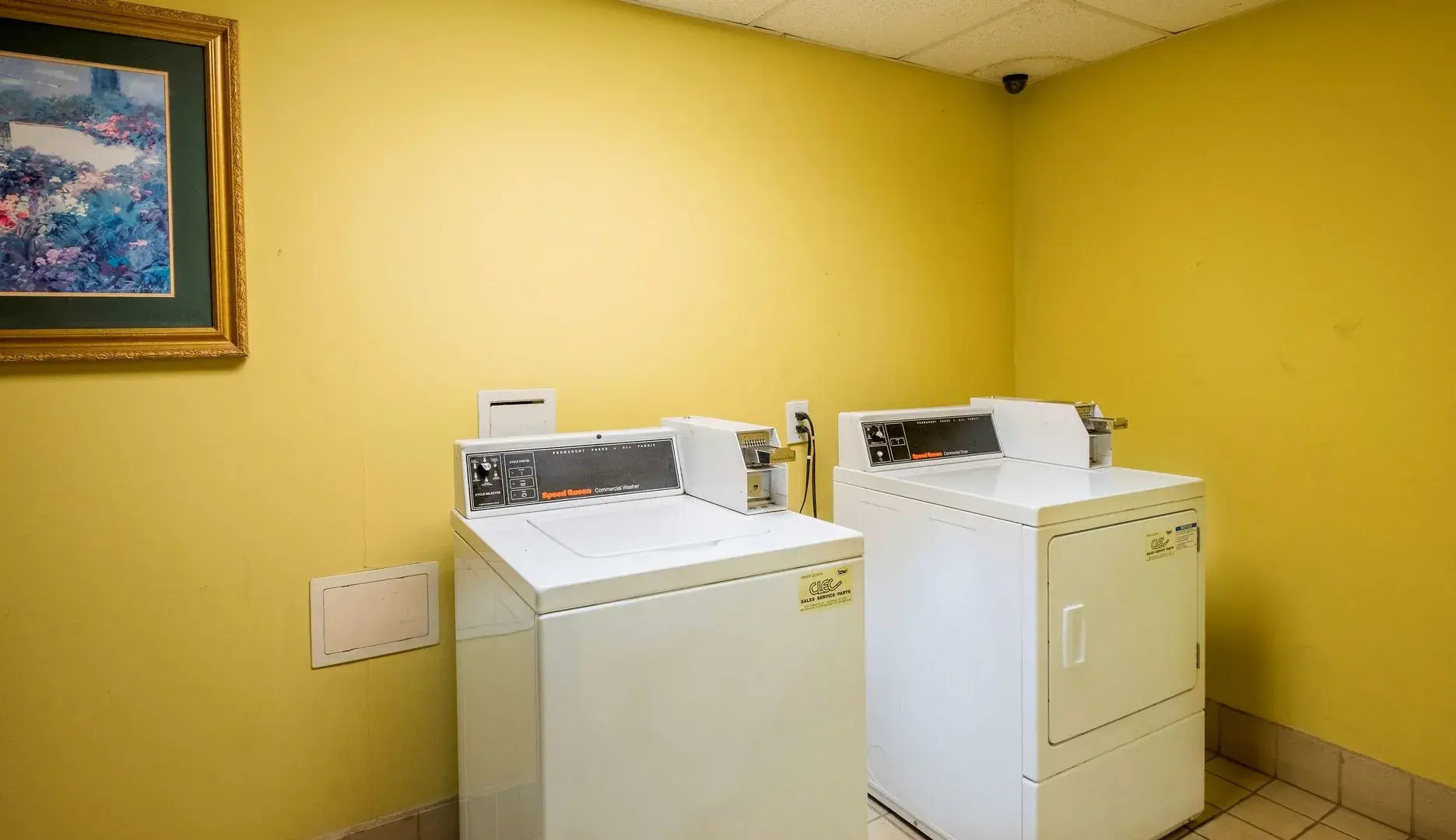 OYO Hotel Phenix City Central