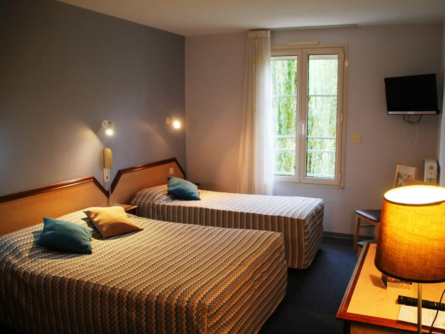 Logis Le Cheval Blanc et Clovis