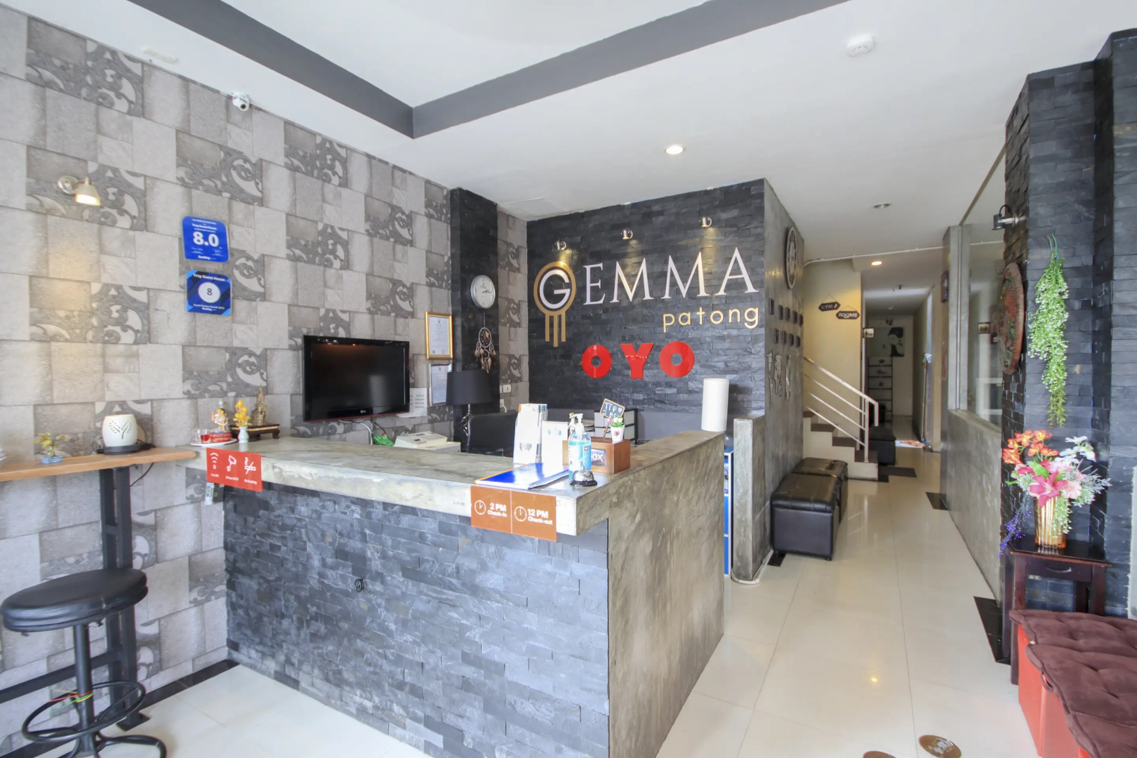 OYO 75321 Gemma Patong