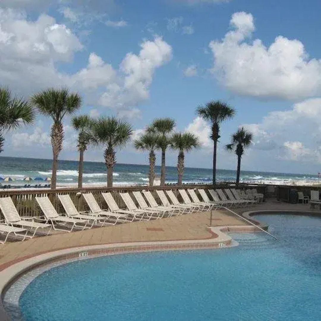 Hidden Dunes Condominiums