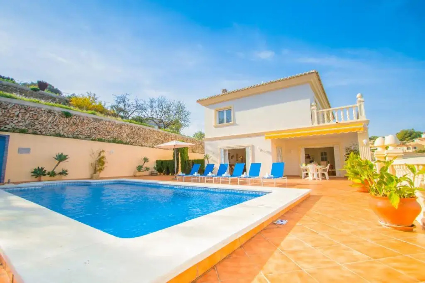 Abahana Villas La Marina