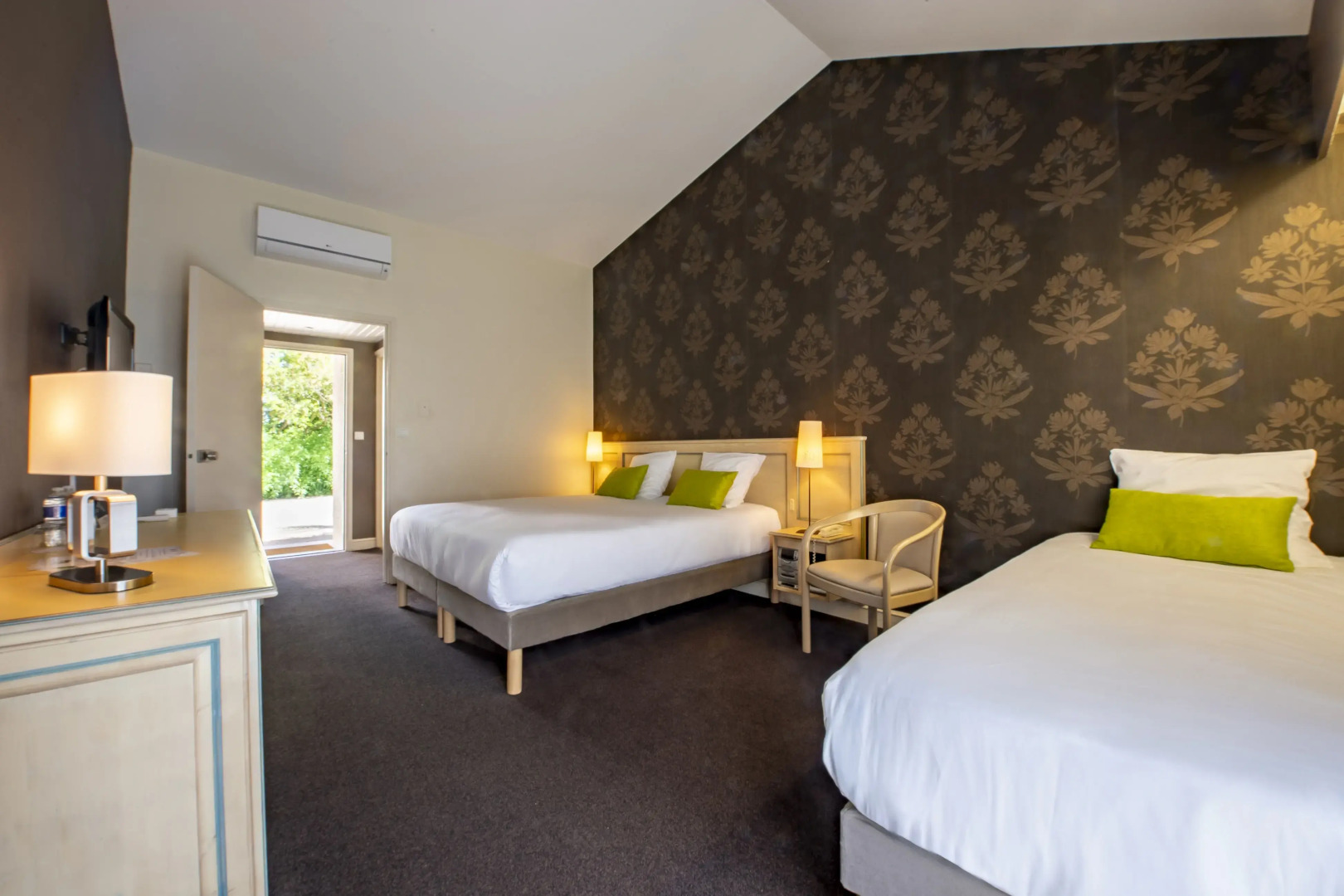 Le relais fleuri, Hôtel et restaurant Logis - Avallon