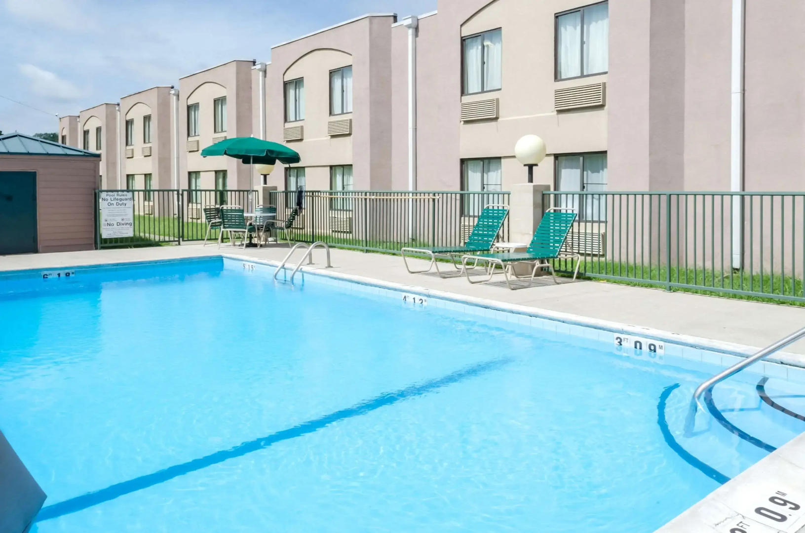 Extend a Suites Meridian