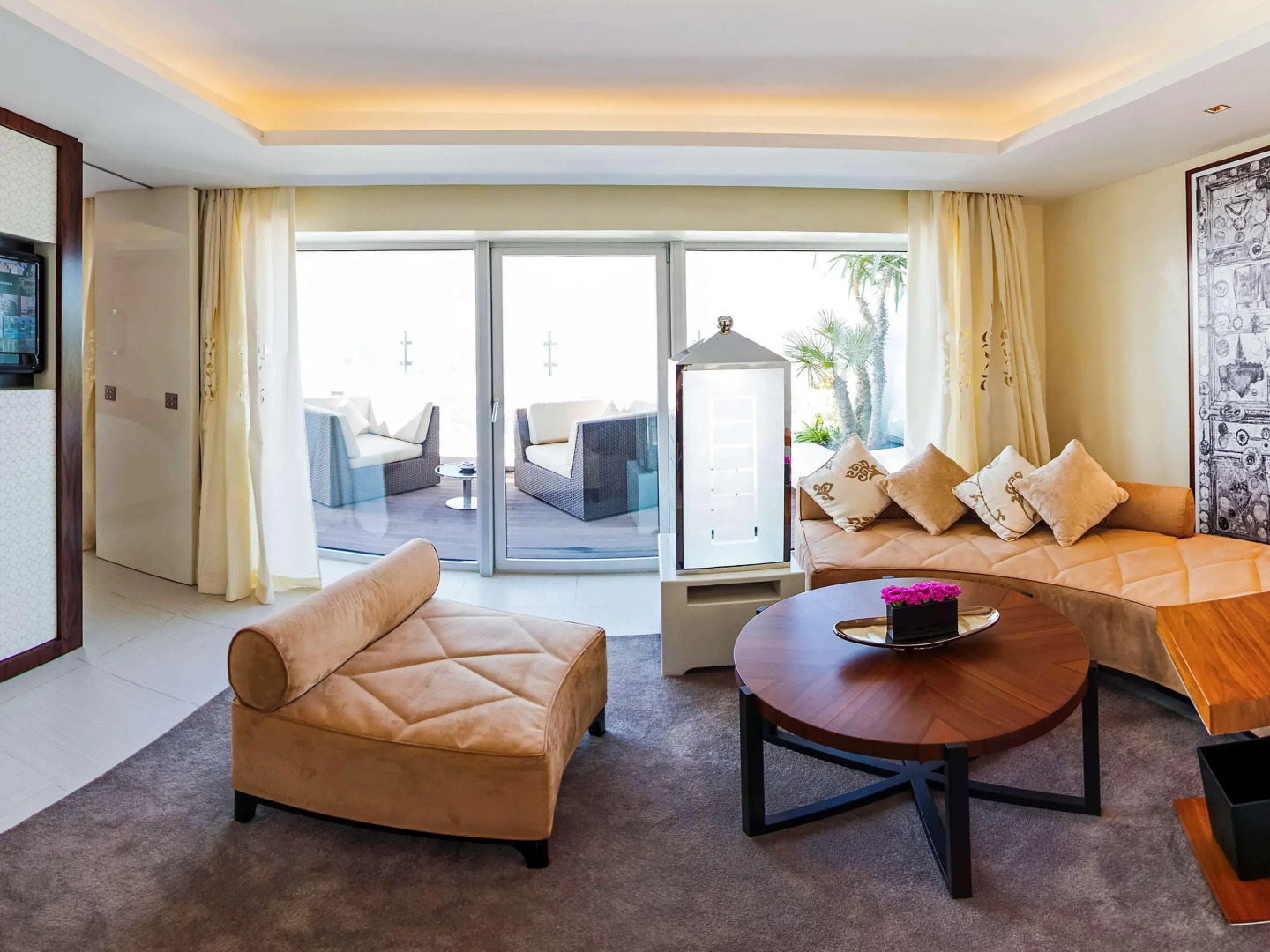 Sofitel Casablanca Tour blanche