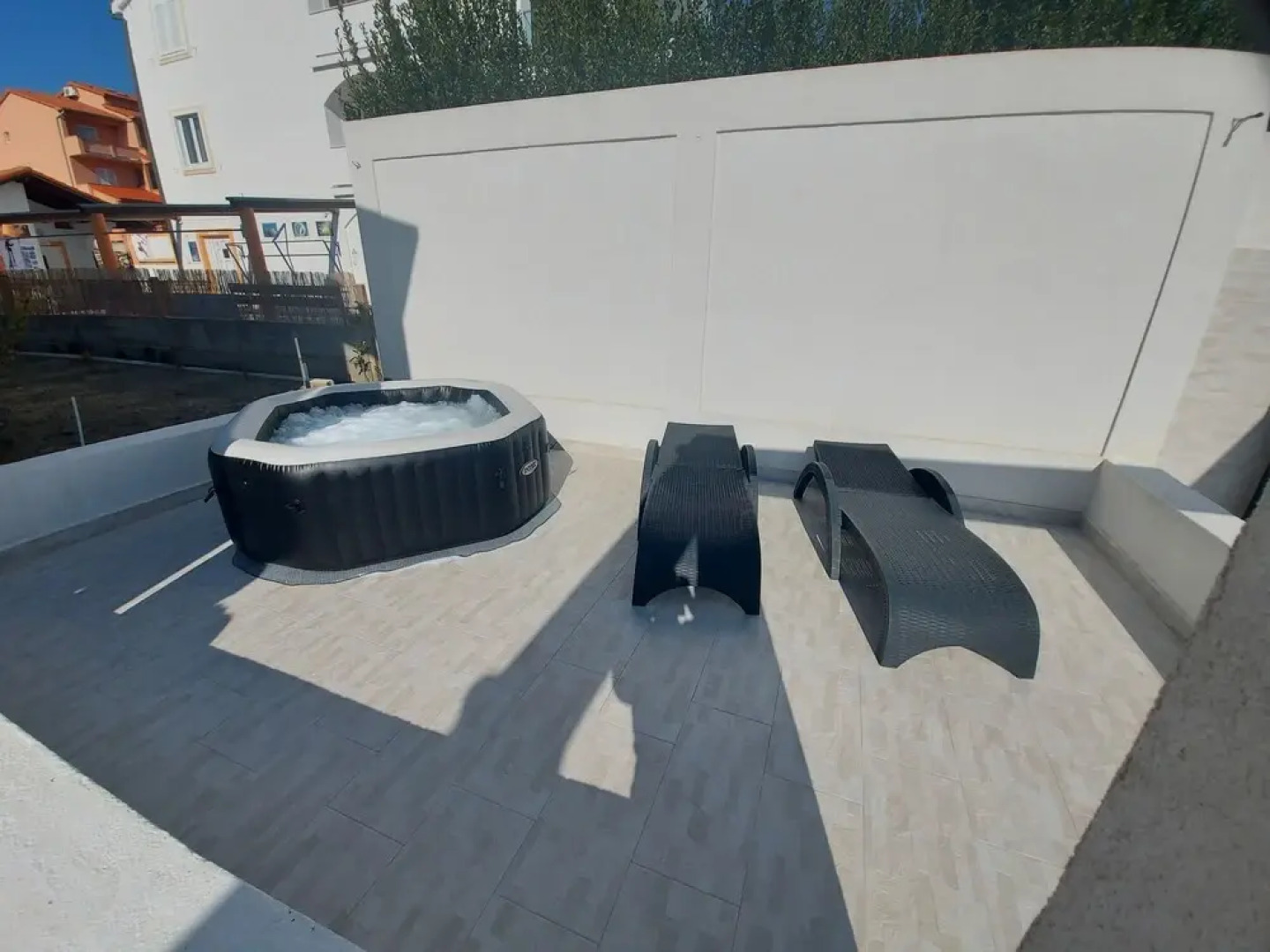 Room in Guest Room - Guesthouse Raffaello